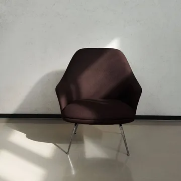 Rely HW139 lounge chair - Saxion 0397-chrome - &Tradition
