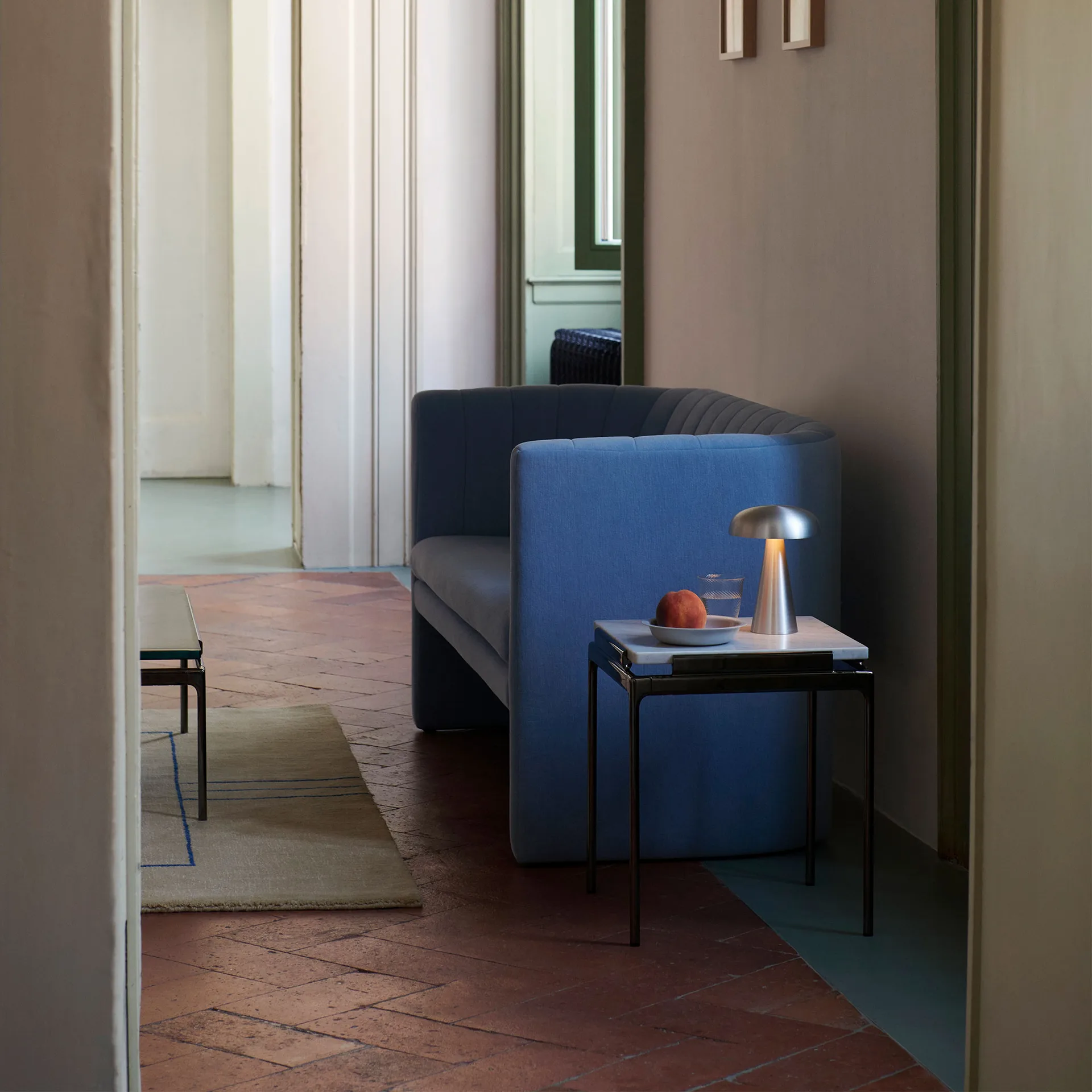 Sett LN11 side table, Bianco carrara-dark chrome &Tradition