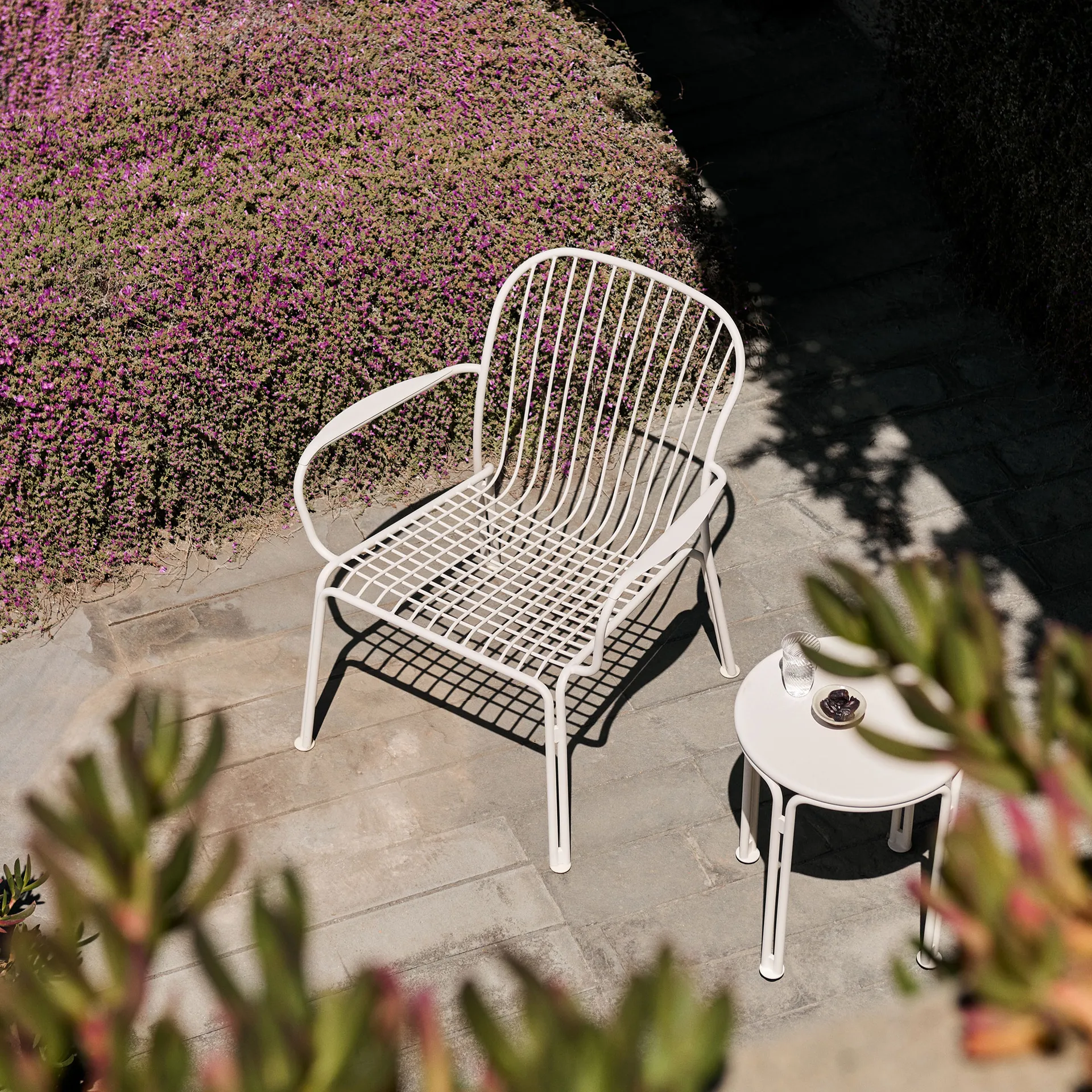 Thorvald SC102 side table, Ivory &Tradition