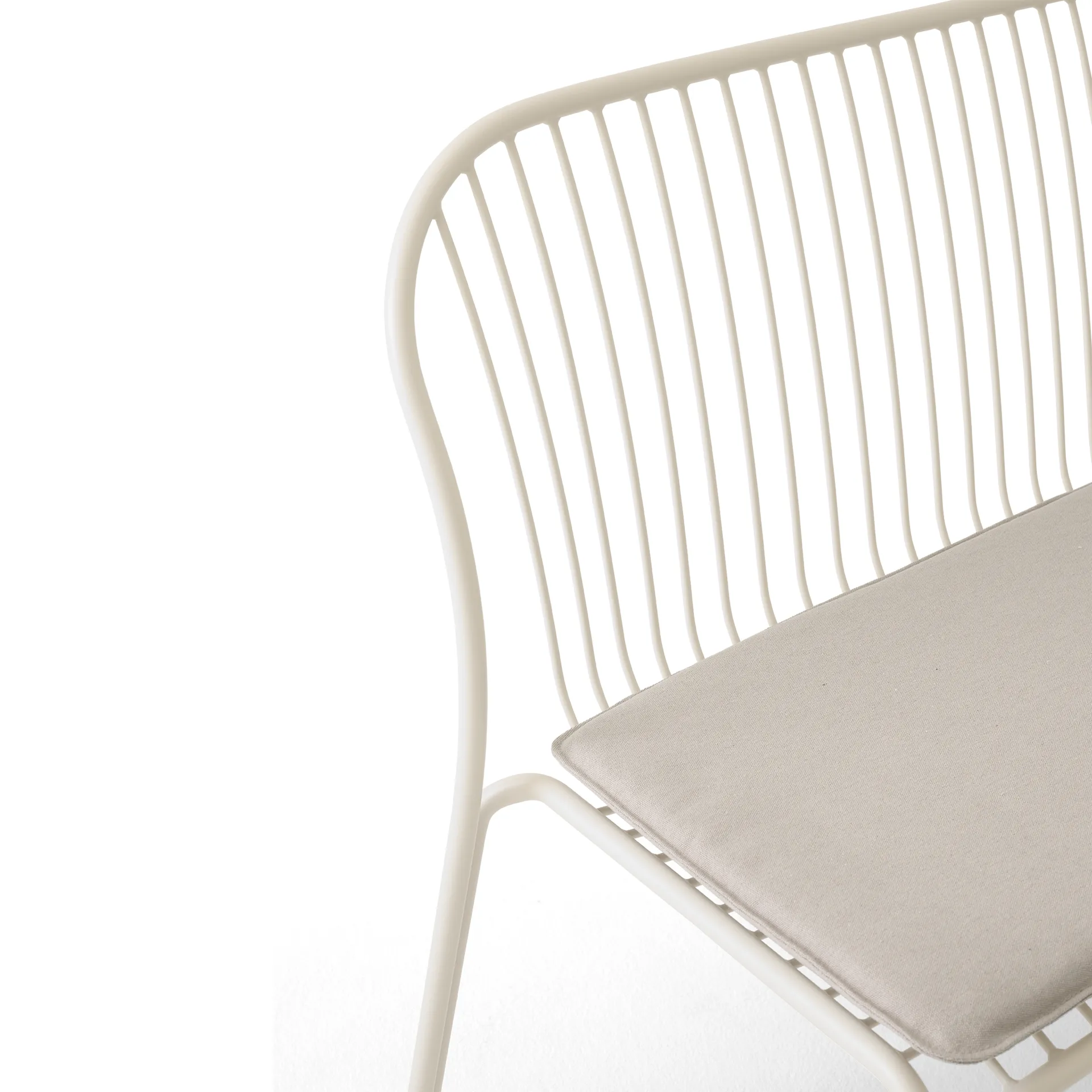 Thorvald SC111 bench, Ivory, 129 cm &Tradition