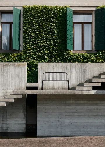 Thorvald SC111 bench - Warm black, 129 cm - &Tradition