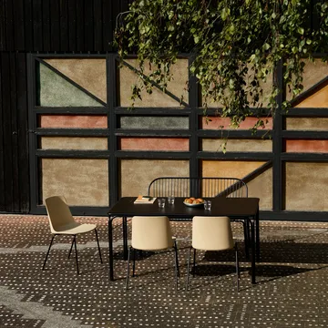 Thorvald SC111 bench - Warm black, 129 cm - &Tradition
