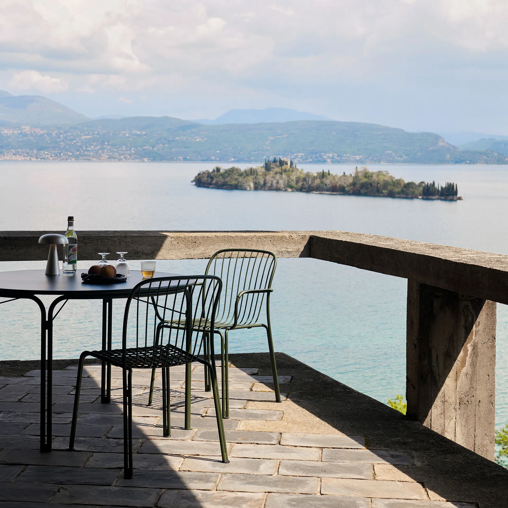 Thorvald SC94 chair, Bronze green &Tradition