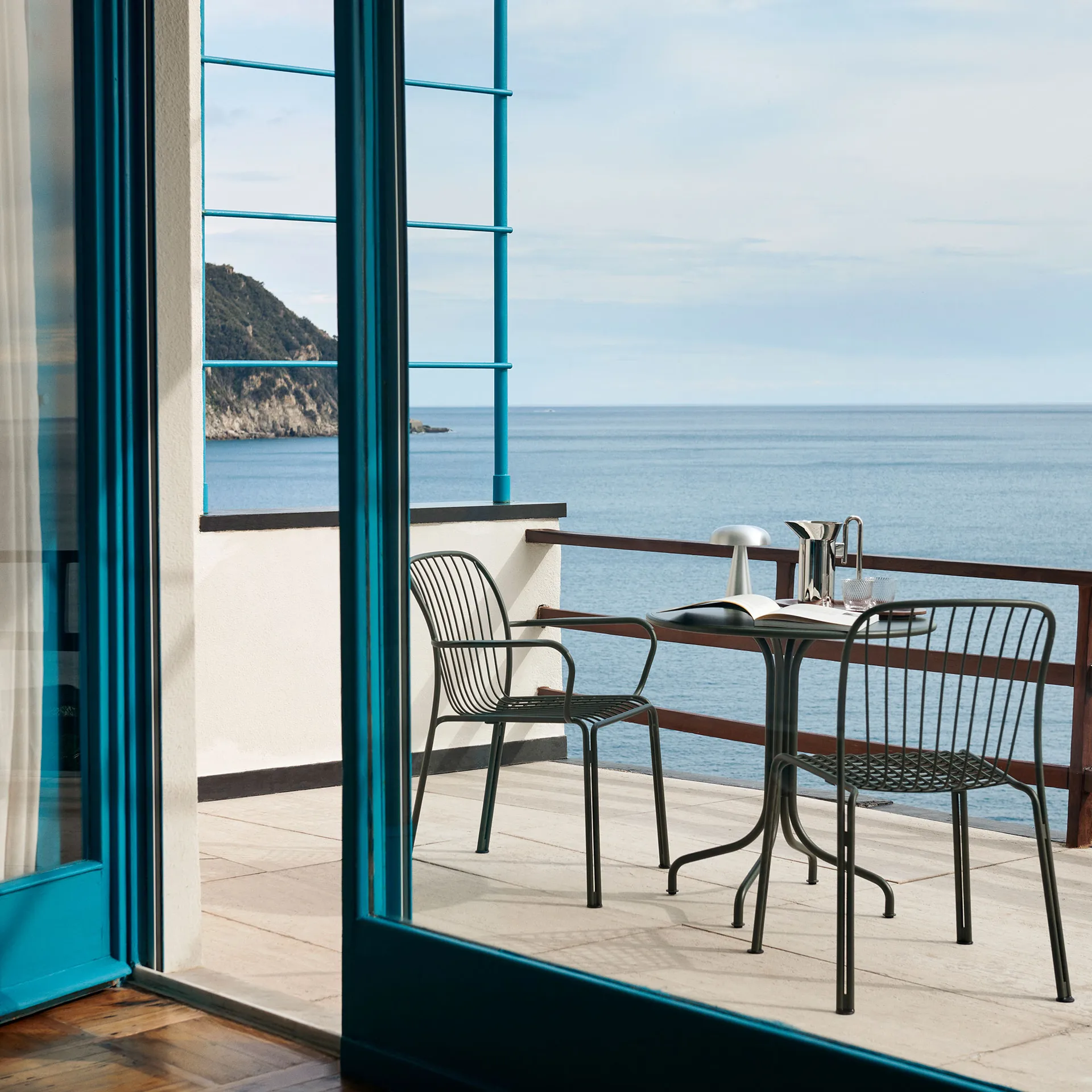 Thorvald SC94 chair, Bronze green &Tradition