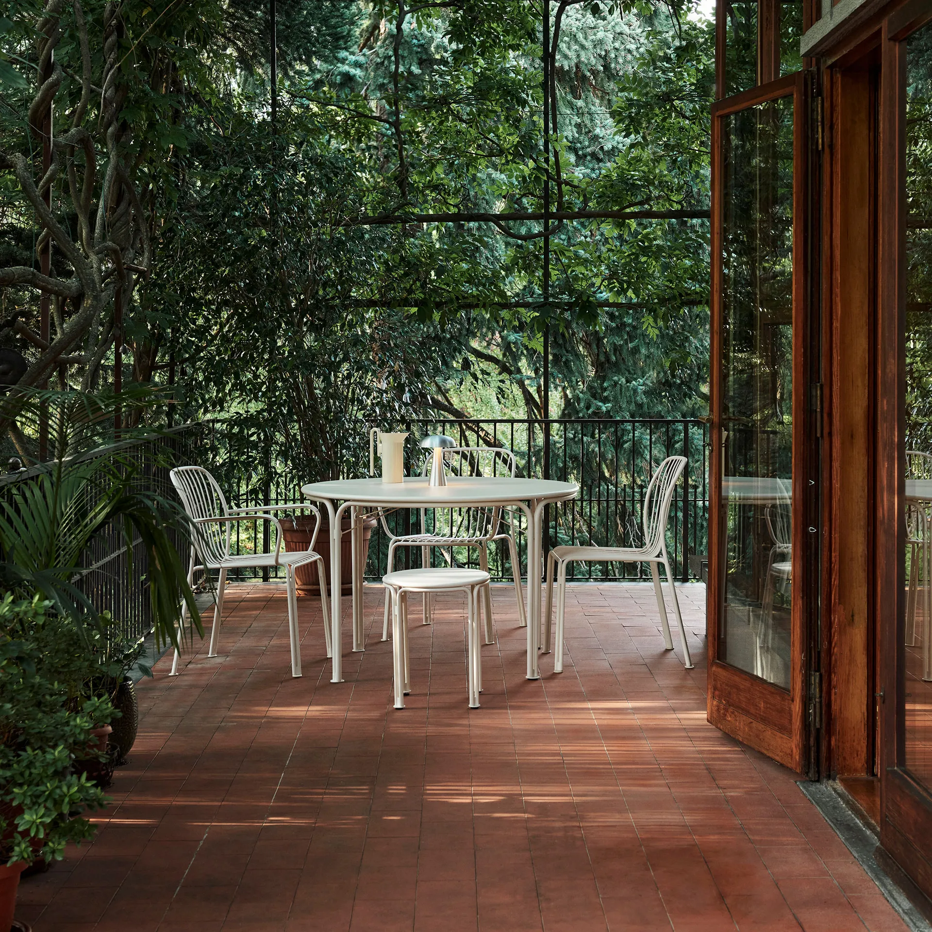 Thorvald SC94 chair, Ivory &Tradition