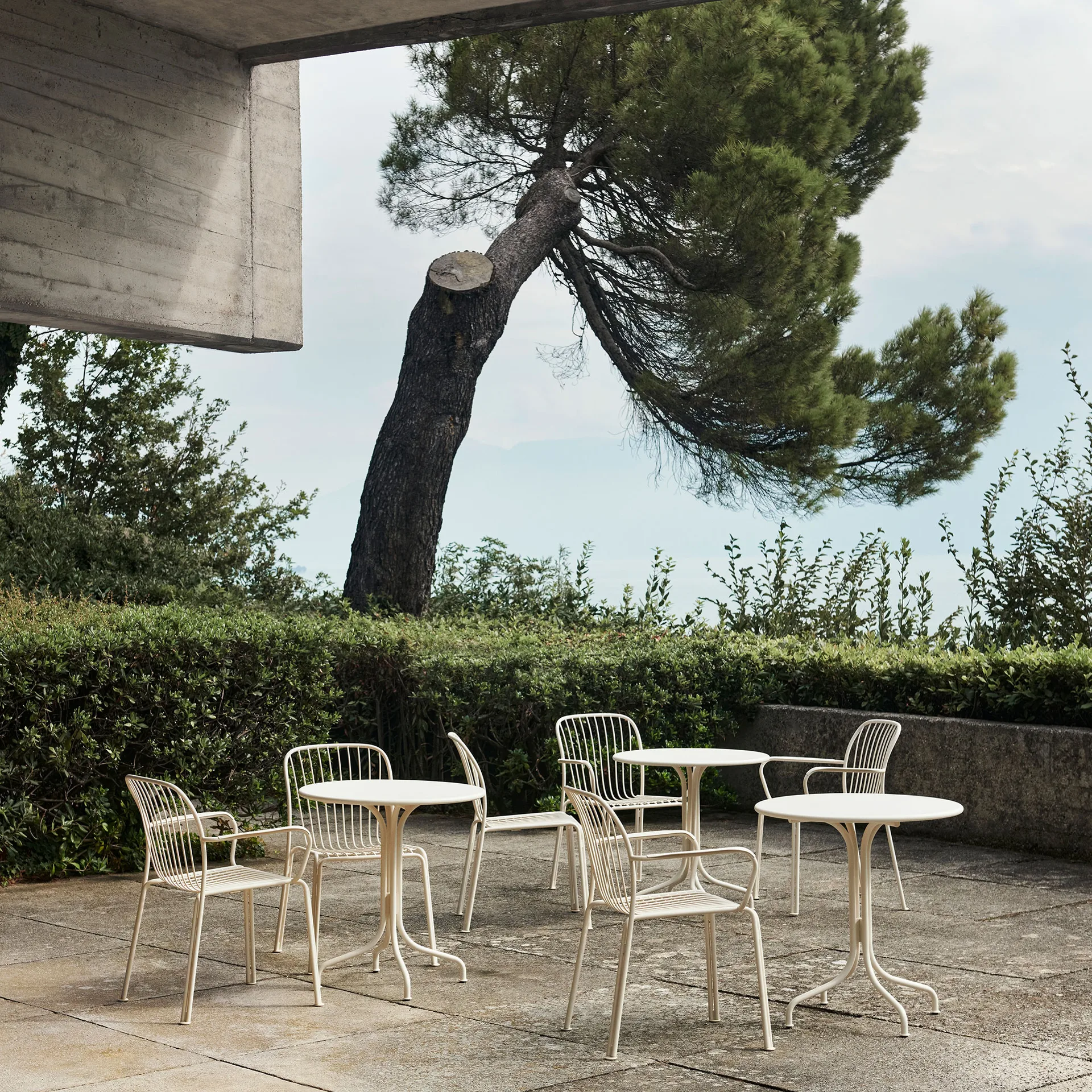 Thorvald SC94 chair, Ivory &Tradition