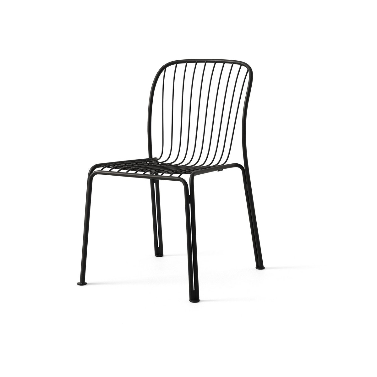 &Tradition Thorvald SC94 chair Warm black | Scandinavian Design | Garden chairs | Black