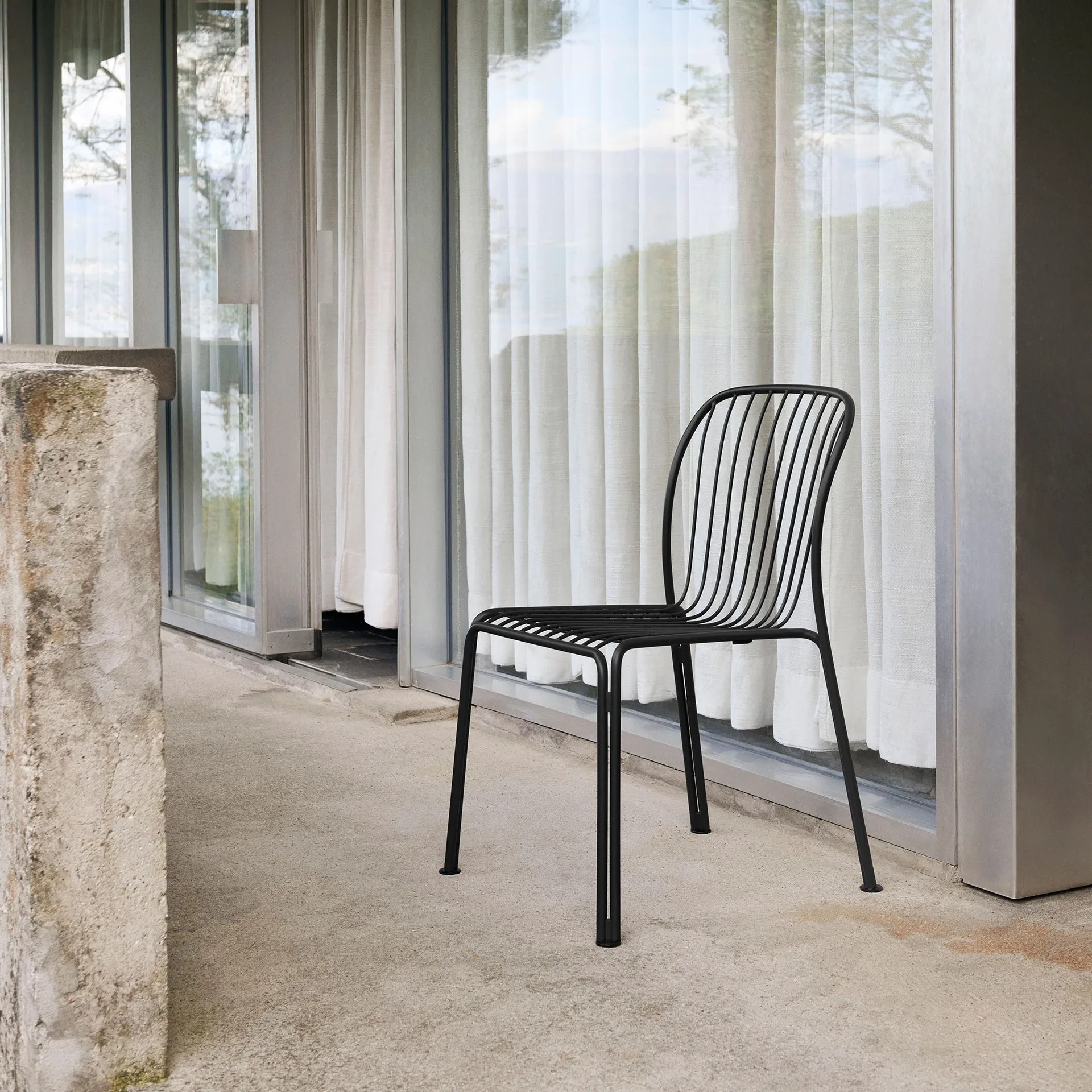 Thorvald SC94 chair, Warm black &Tradition