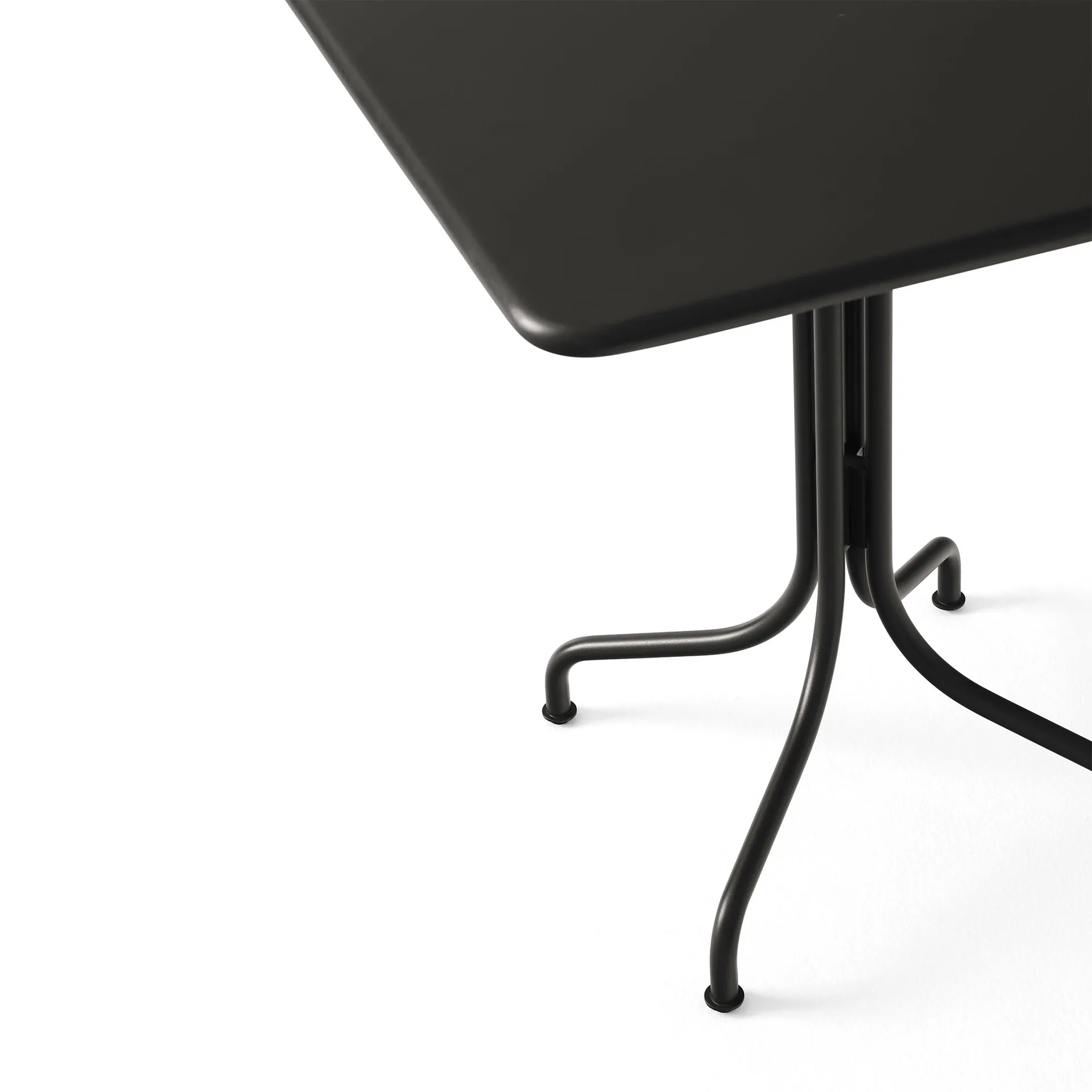Thorvald SC97 coffee table 70x70 cm, Black &Tradition