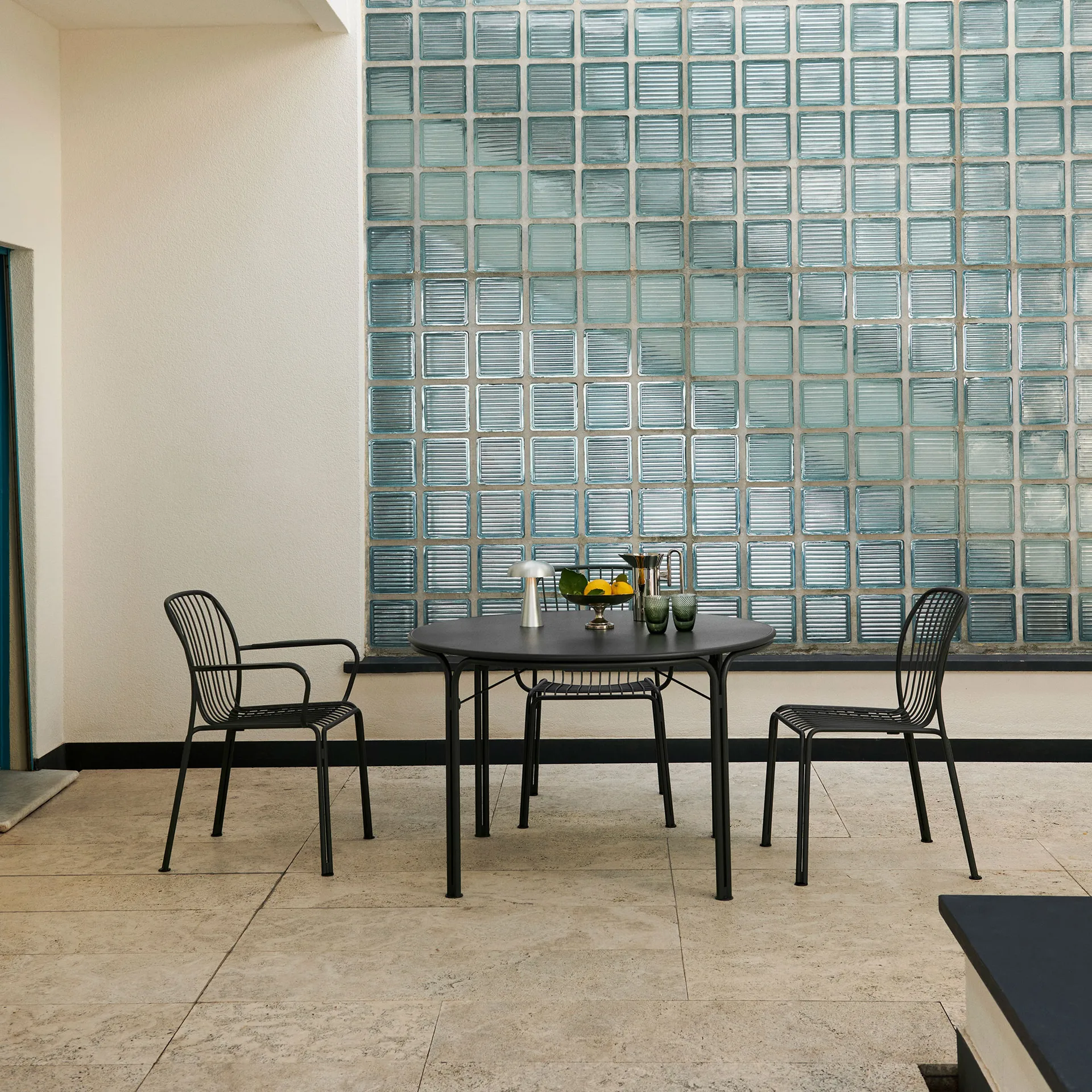 Thorvald SC98 dining table Ø115 cm, Black &Tradition