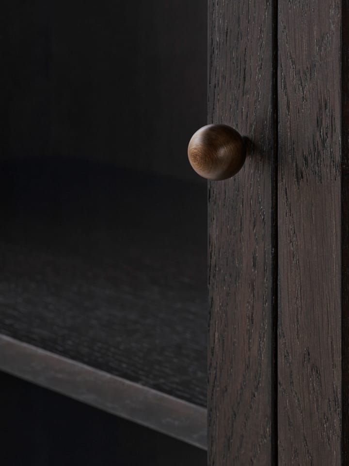Trace SC87 display cabinet 50x192x40 cm, Dark stained oak &Tradition