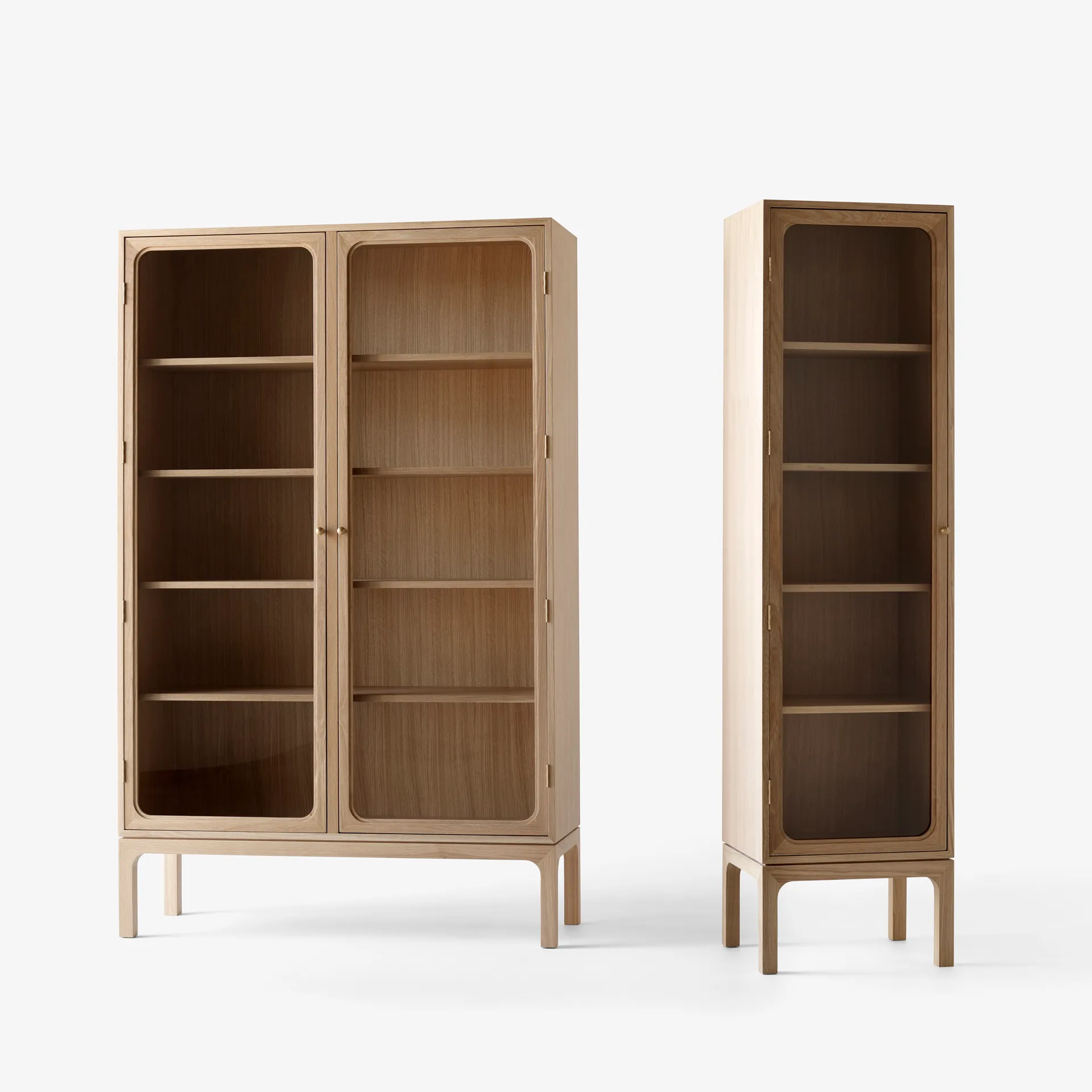 Trace SC88 display cabinet 120x192x40 cm, Natural oak &Tradition