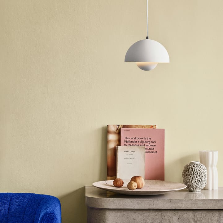 Travertine plate SC55, Ø50 cm &Tradition