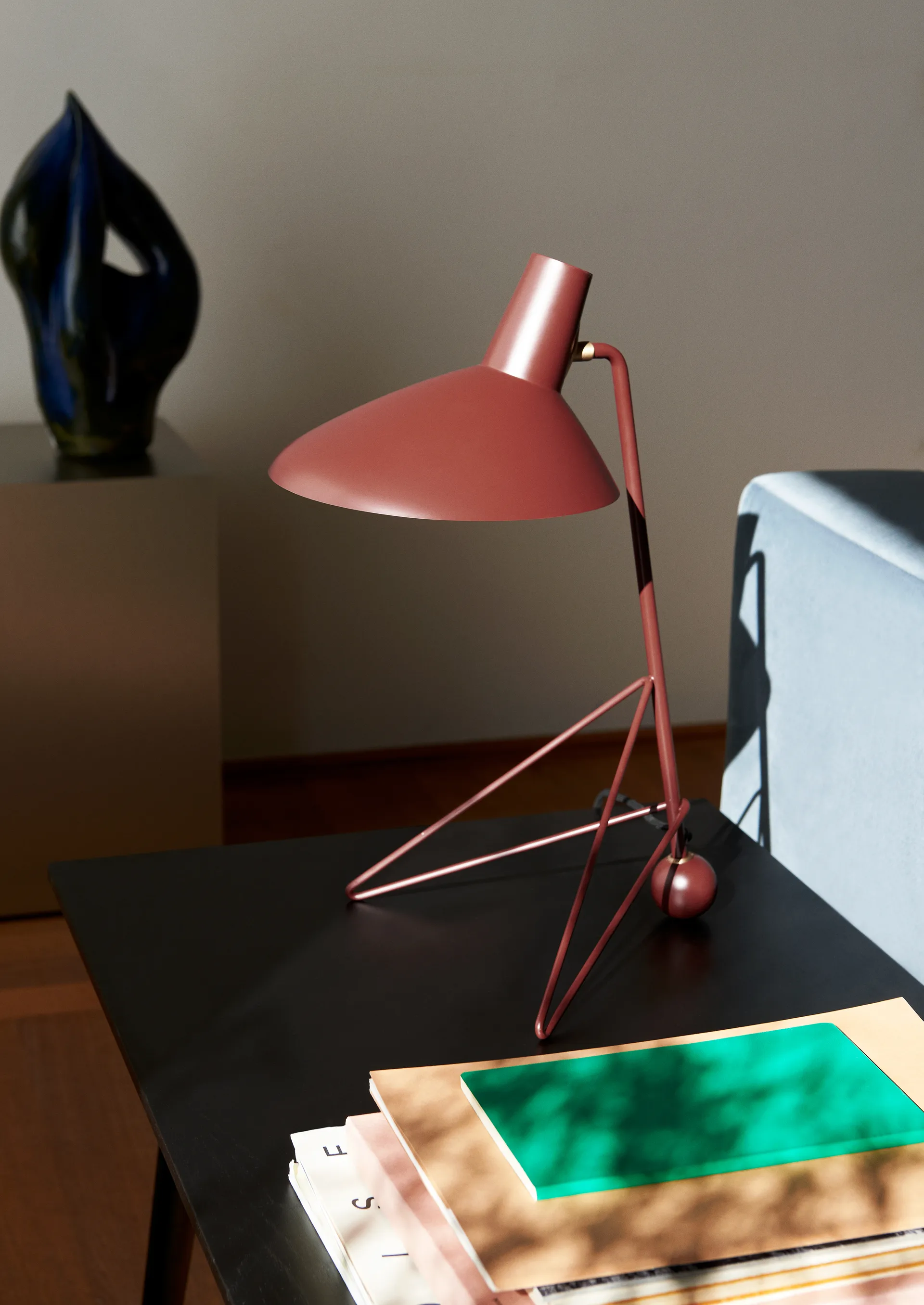 Tripod table lamp HM9 45 cm, Maroon &Tradition