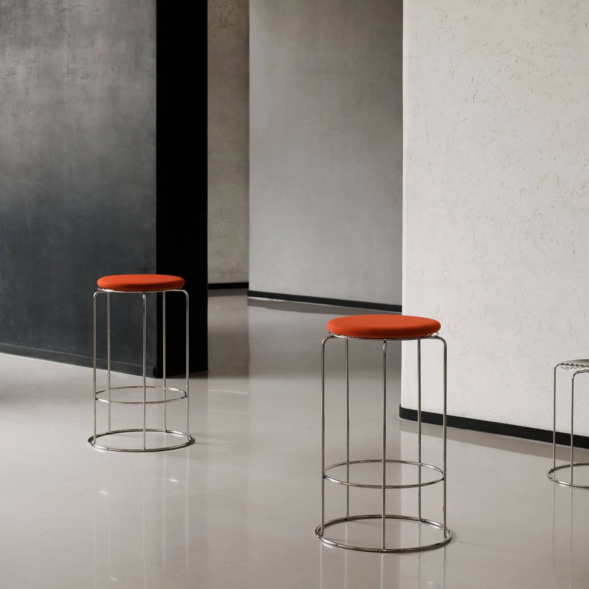 Wire VP15 bar stool, Stainless steel, 65 cm &Tradition