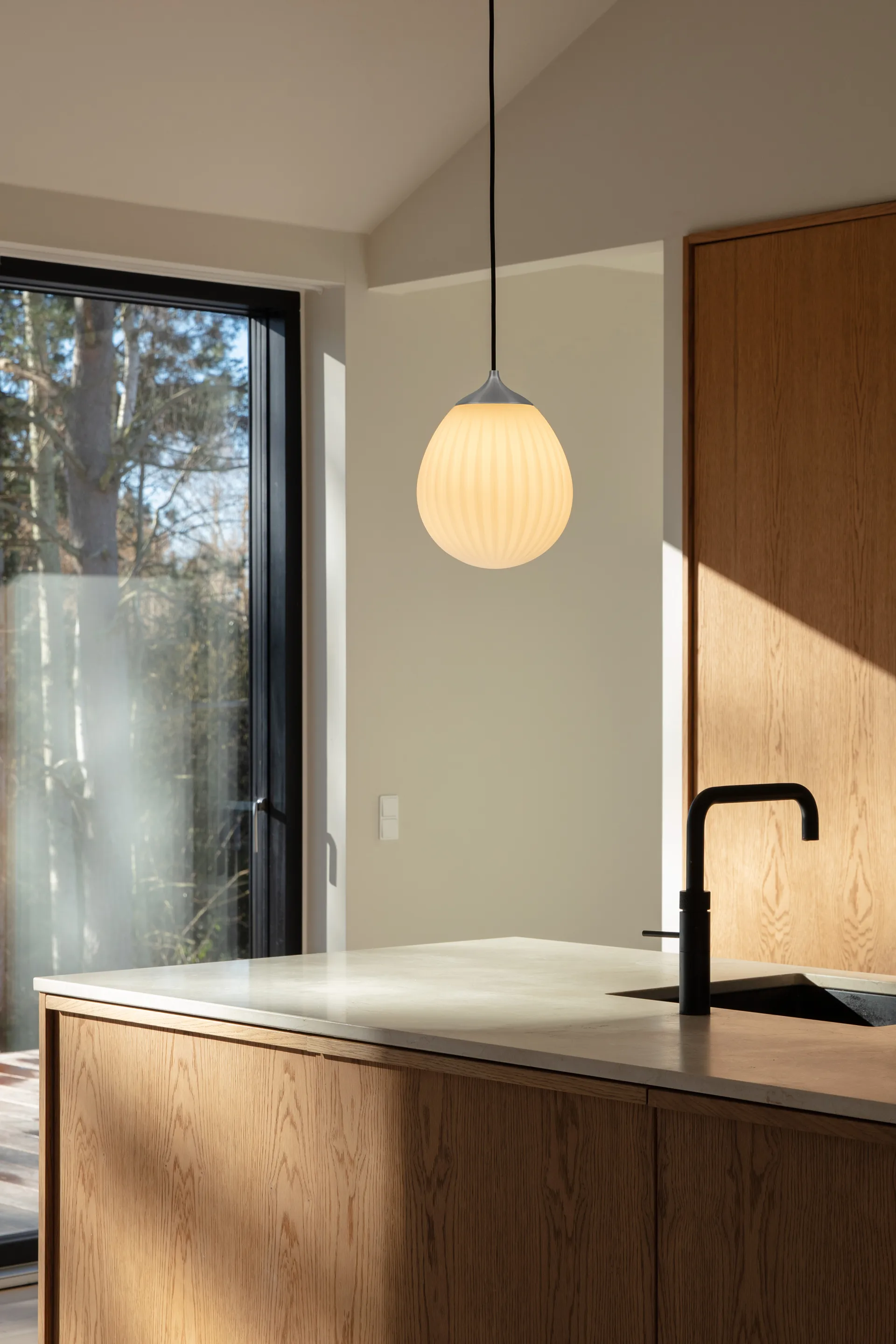 Around The World pendant mini, Brushed steel Umage