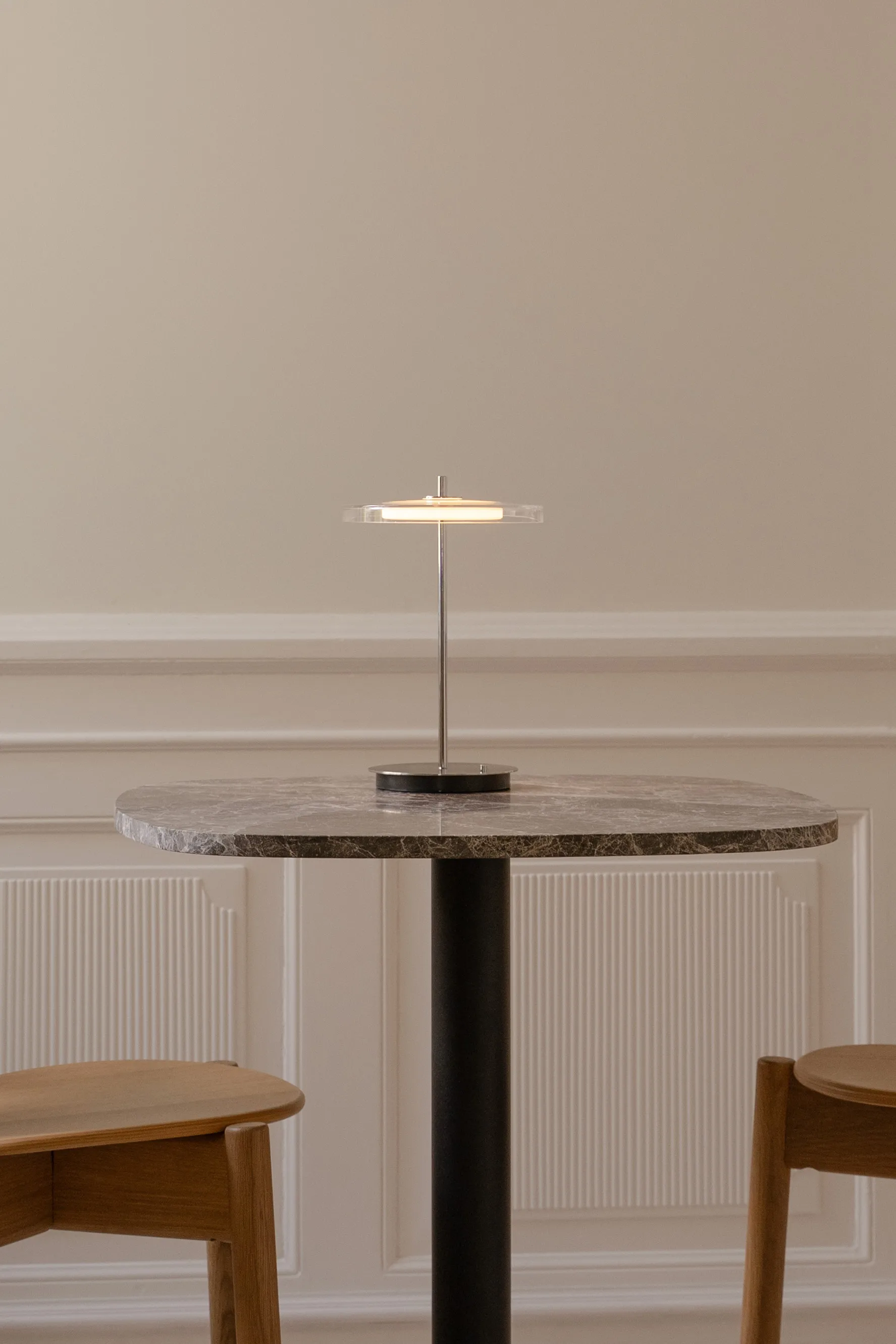 Asteria Move table lamp, Glass-polished steel Umage