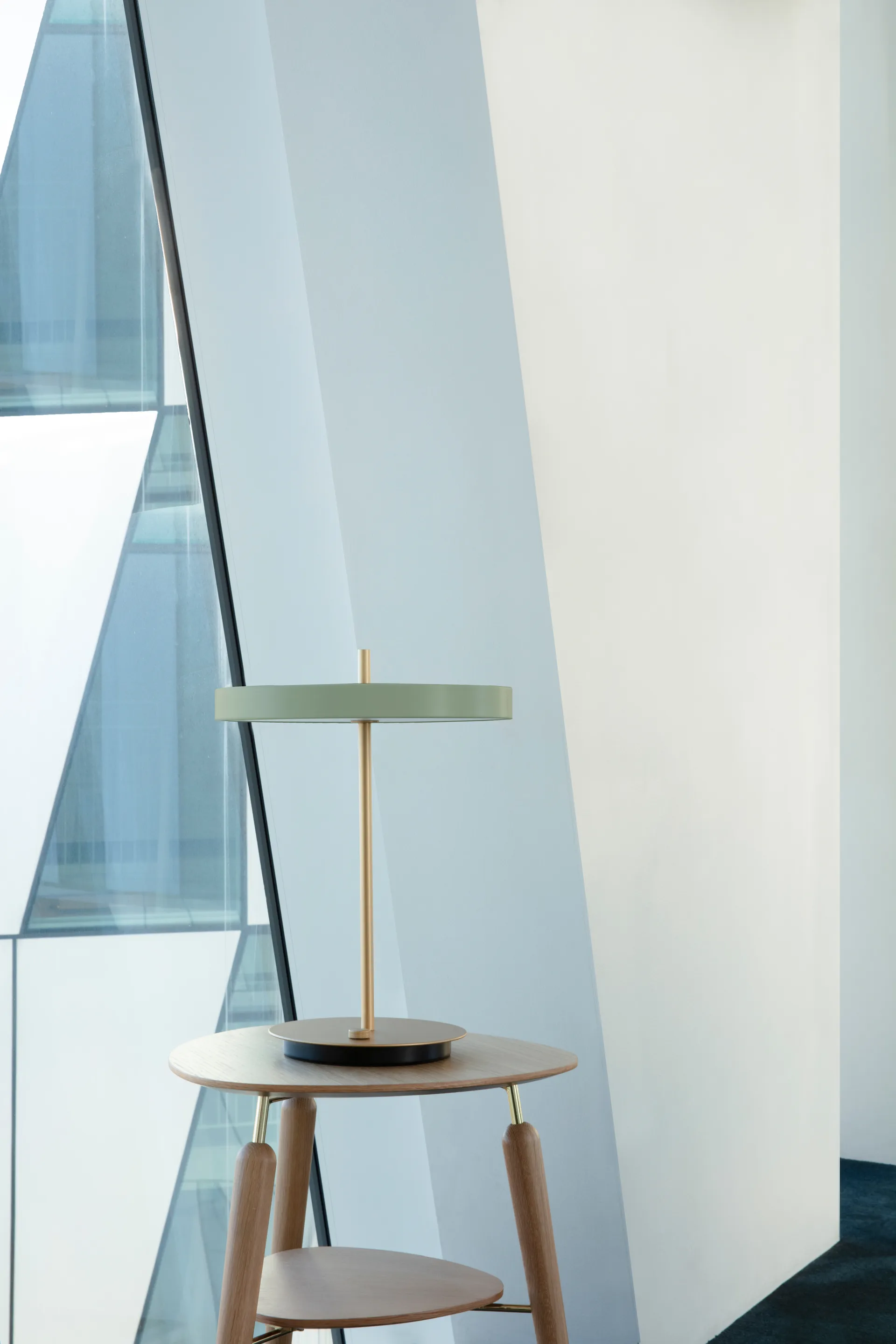Asteria table lamp, Olive Umage