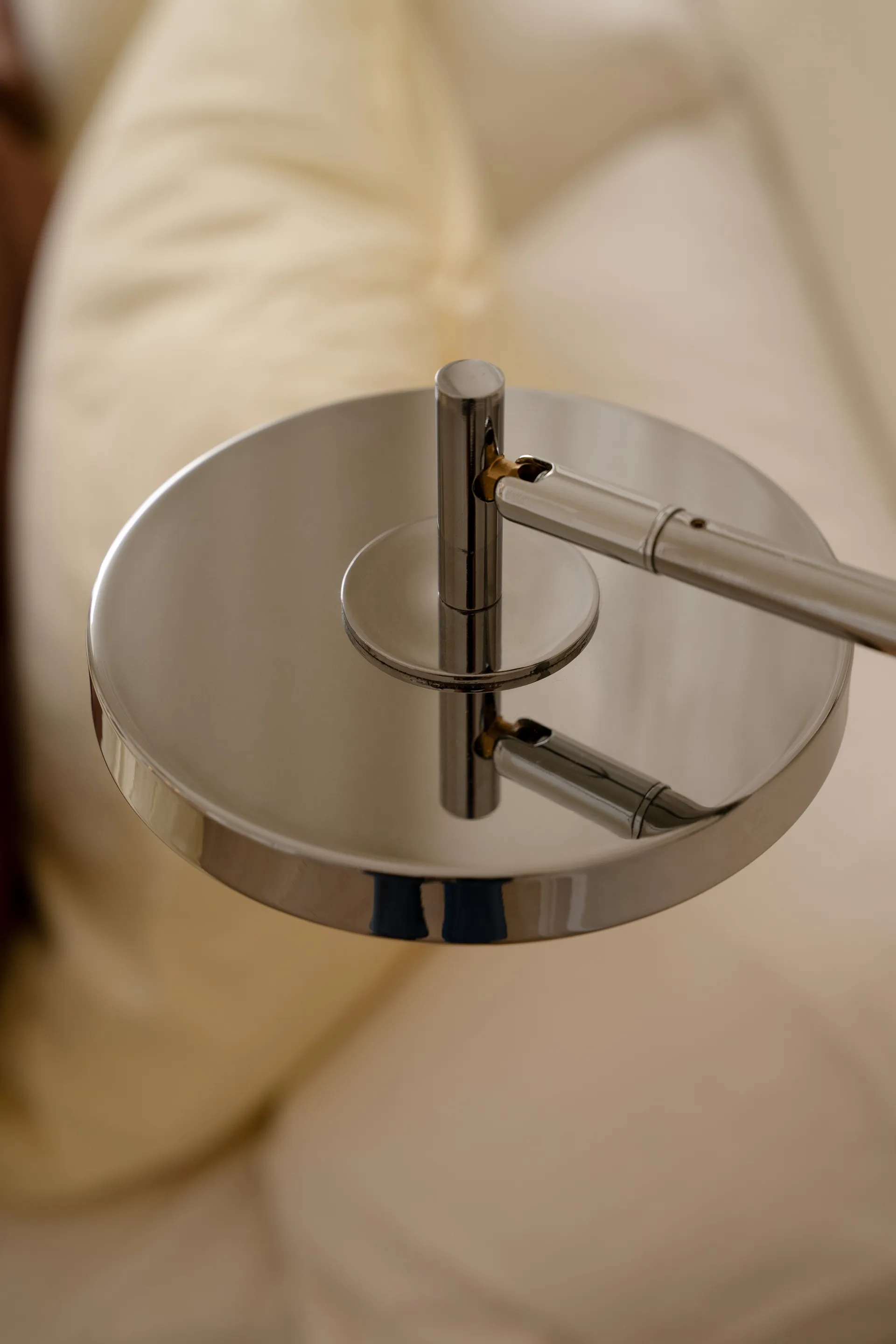 Asteria Wall short wall lamp, Polished steel Umage