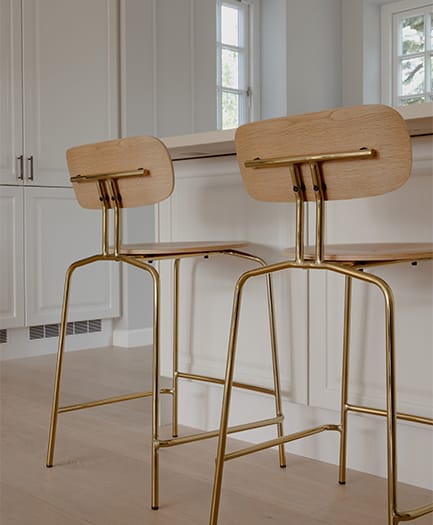 Curious barstool 65 cm, Oak-brass Umage