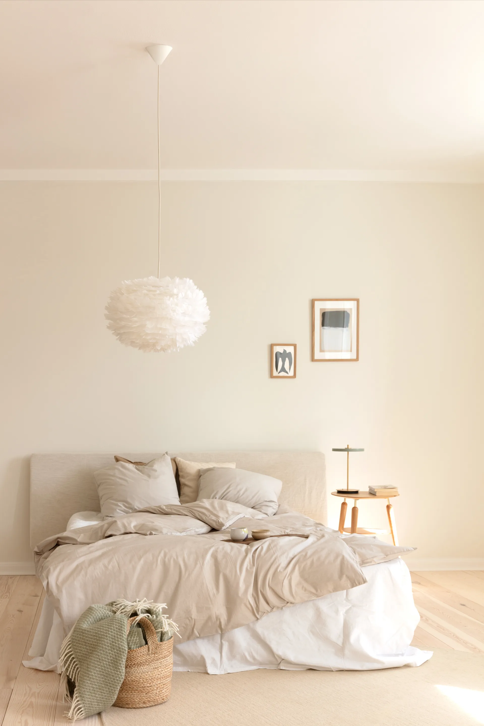 Eos pendant medium white Umage