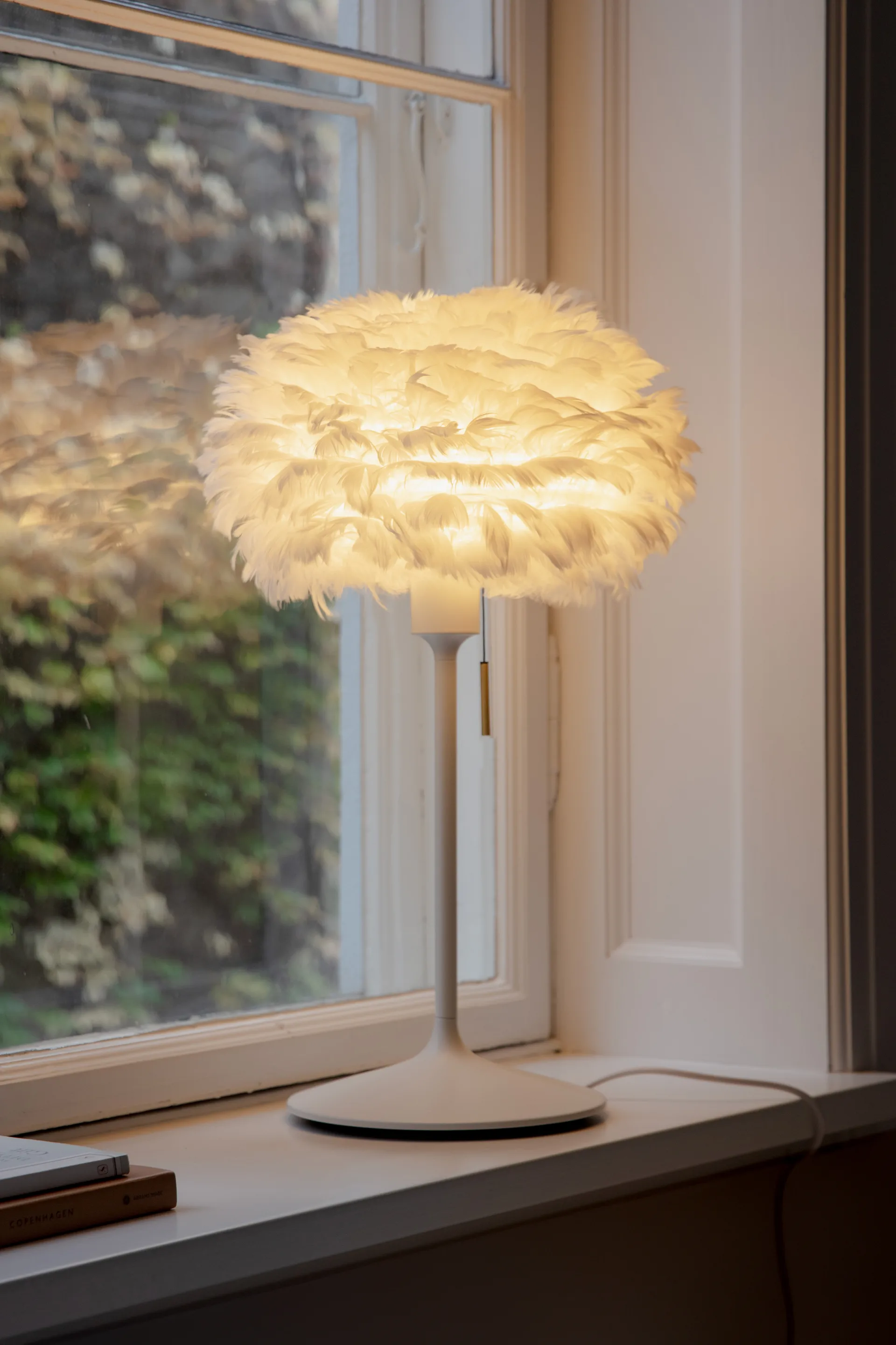 Eos table lamp mini, White-White Umage