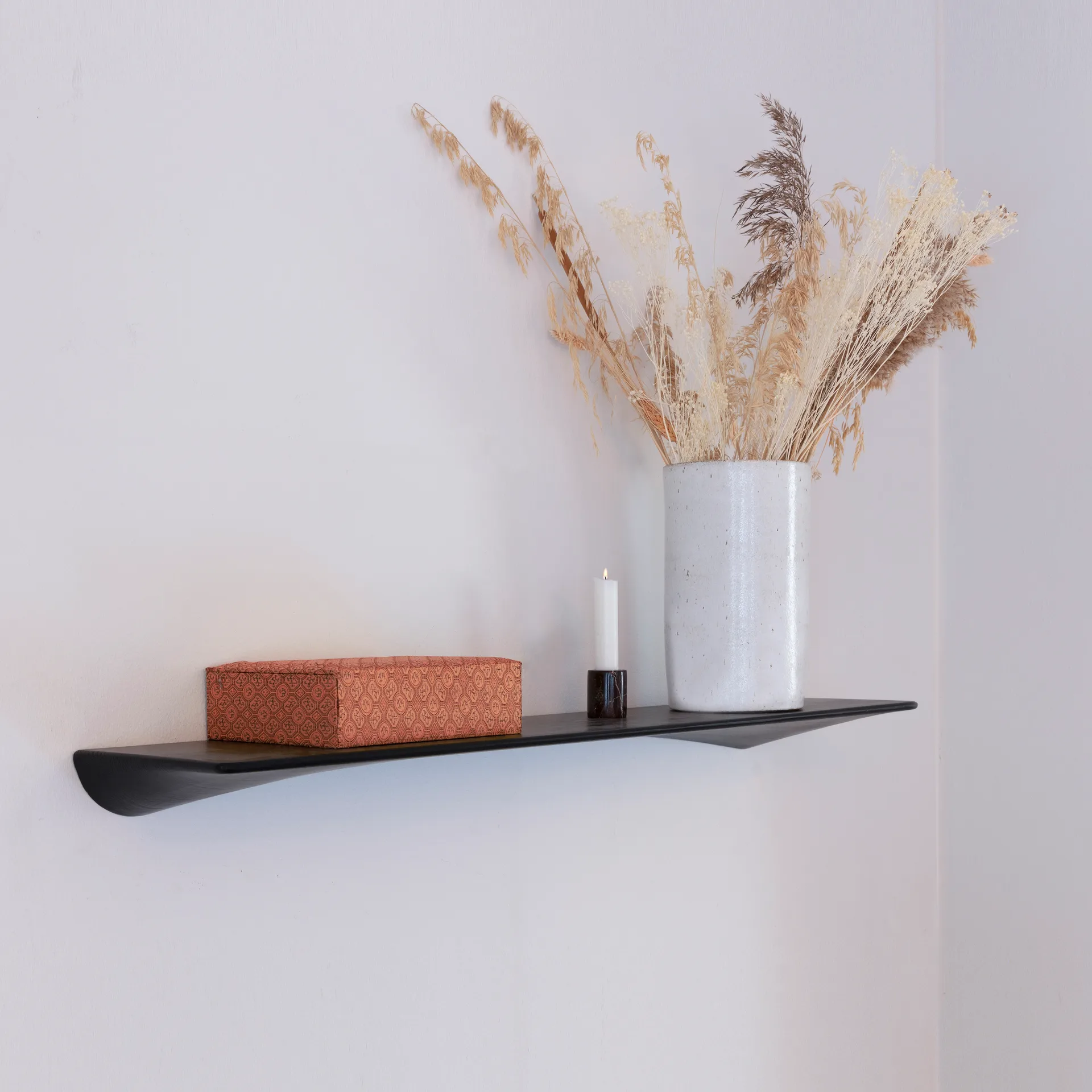 Flow shelf 98 cm, dark ash Umage