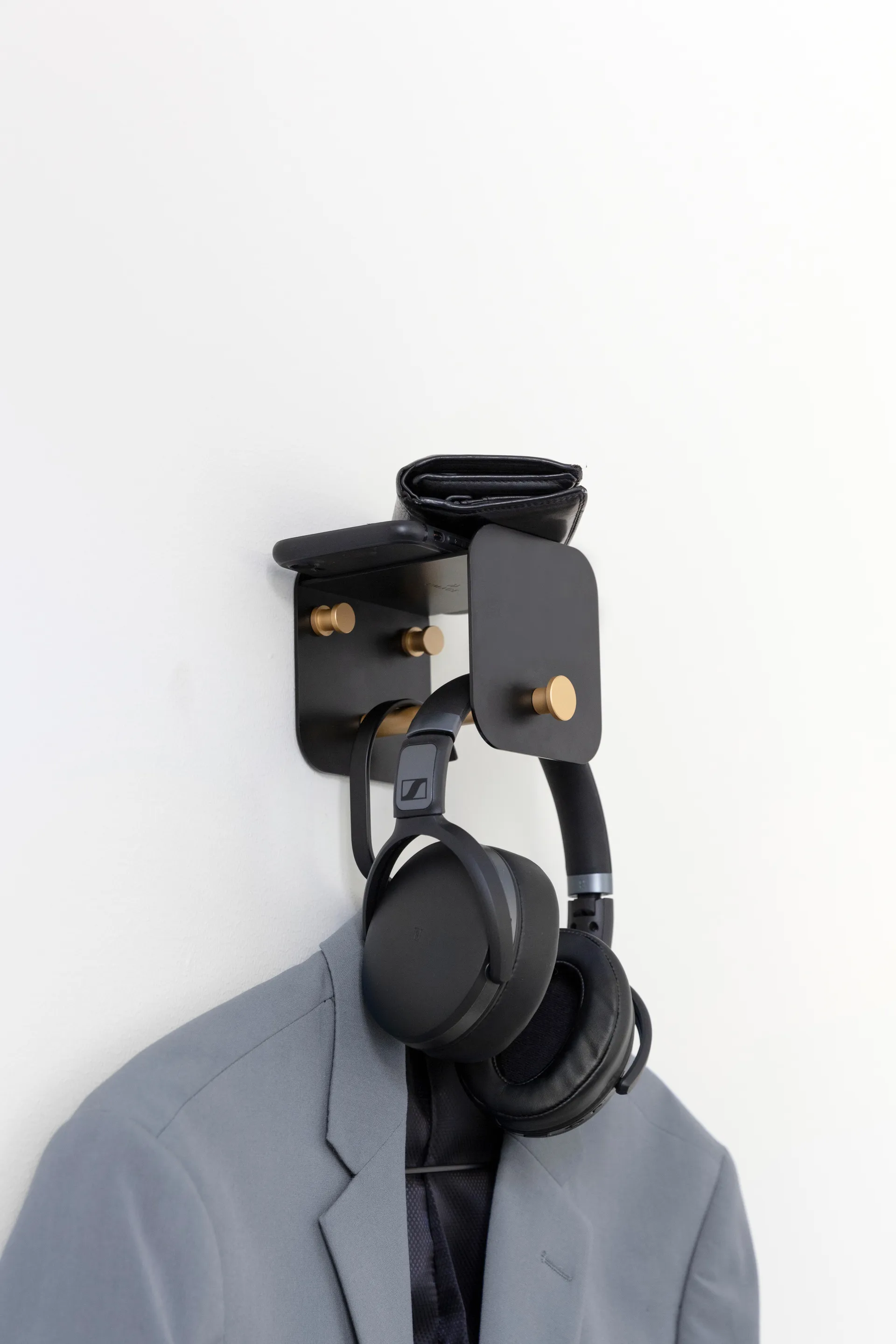 Hang in There wall hanger, Black-brass Umage