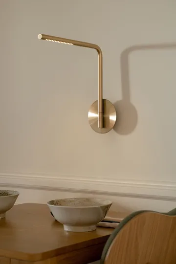 Omni Pivot wall lamp - Brass - Umage