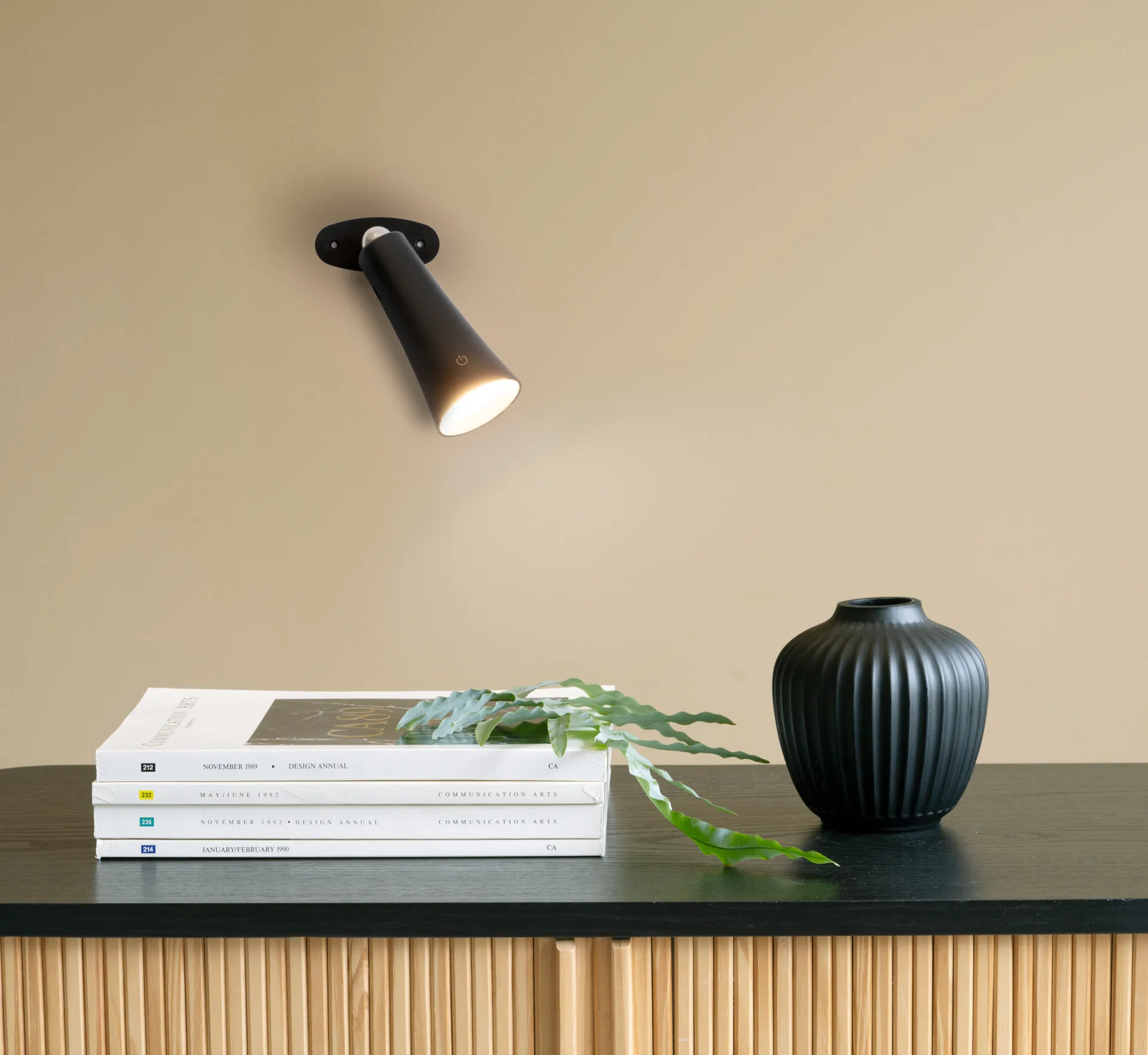 No Cable rechargeable desk lamp, Black, Ø11.7x34.8 cm Unison