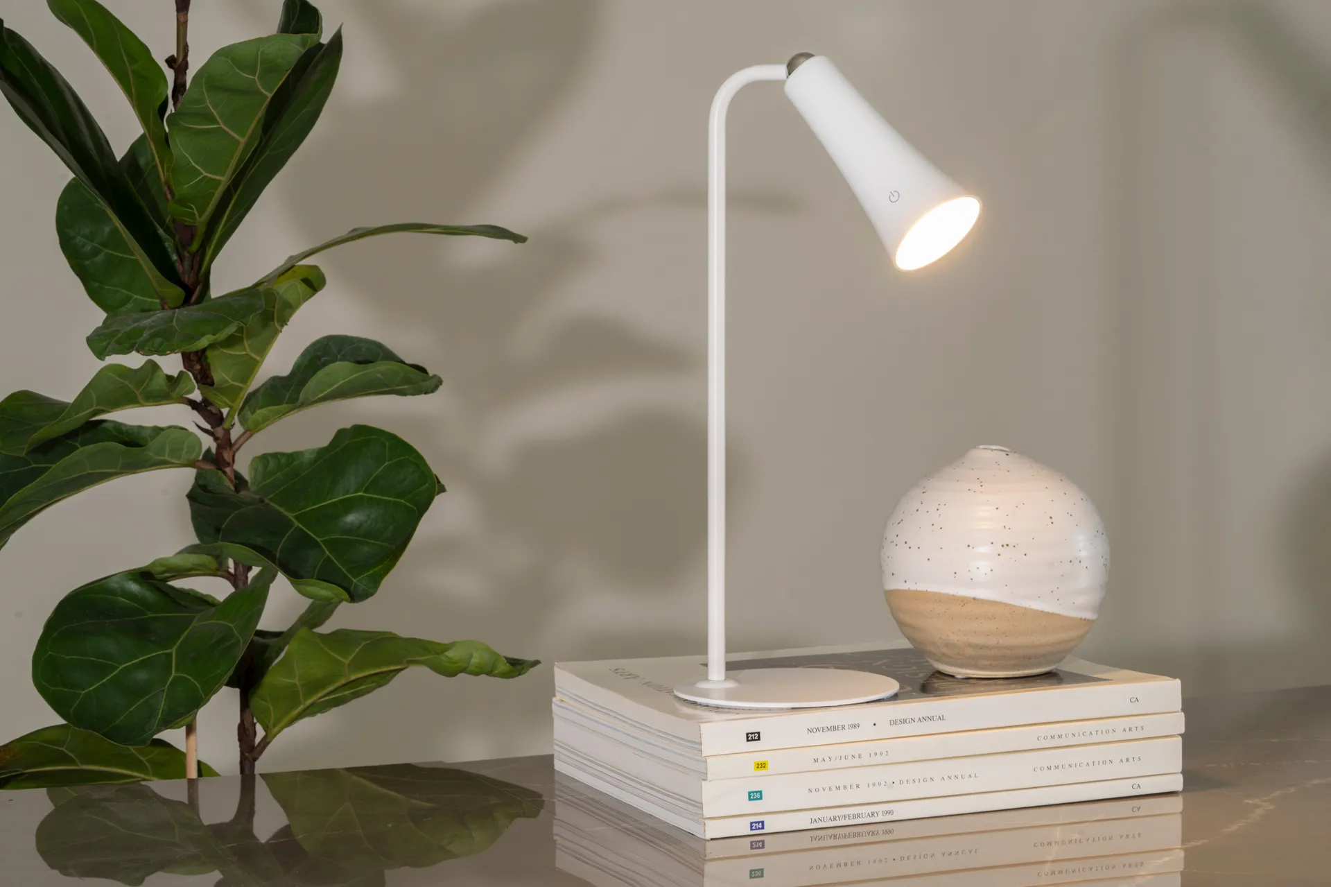 No Cable rechargeable desk lamp, White, Ø11.7x34.8 cm Unison