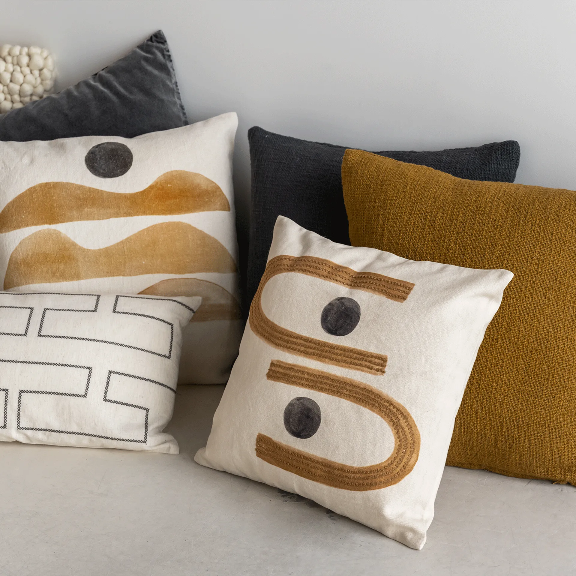 See U cushion 40x40 cm, Beige URBAN NATURE CULTURE