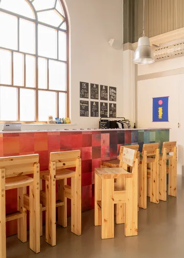 001 Bar Stool bar stool - Matte oiled-waxed pine, 65 cm - Vaarnii