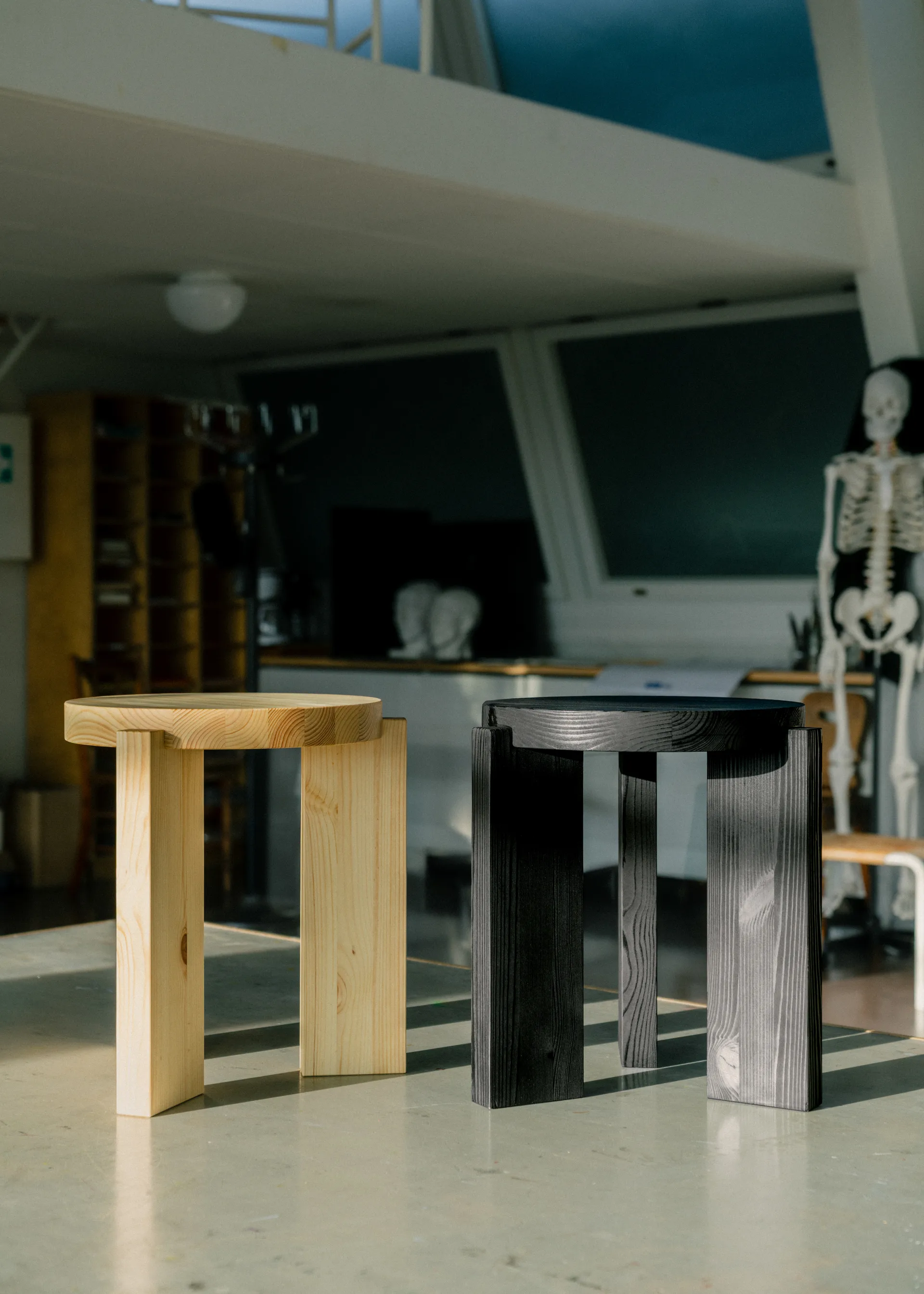 001 Stool stool, Matte oil-waxed pine, Ø40x44 cm Vaarnii