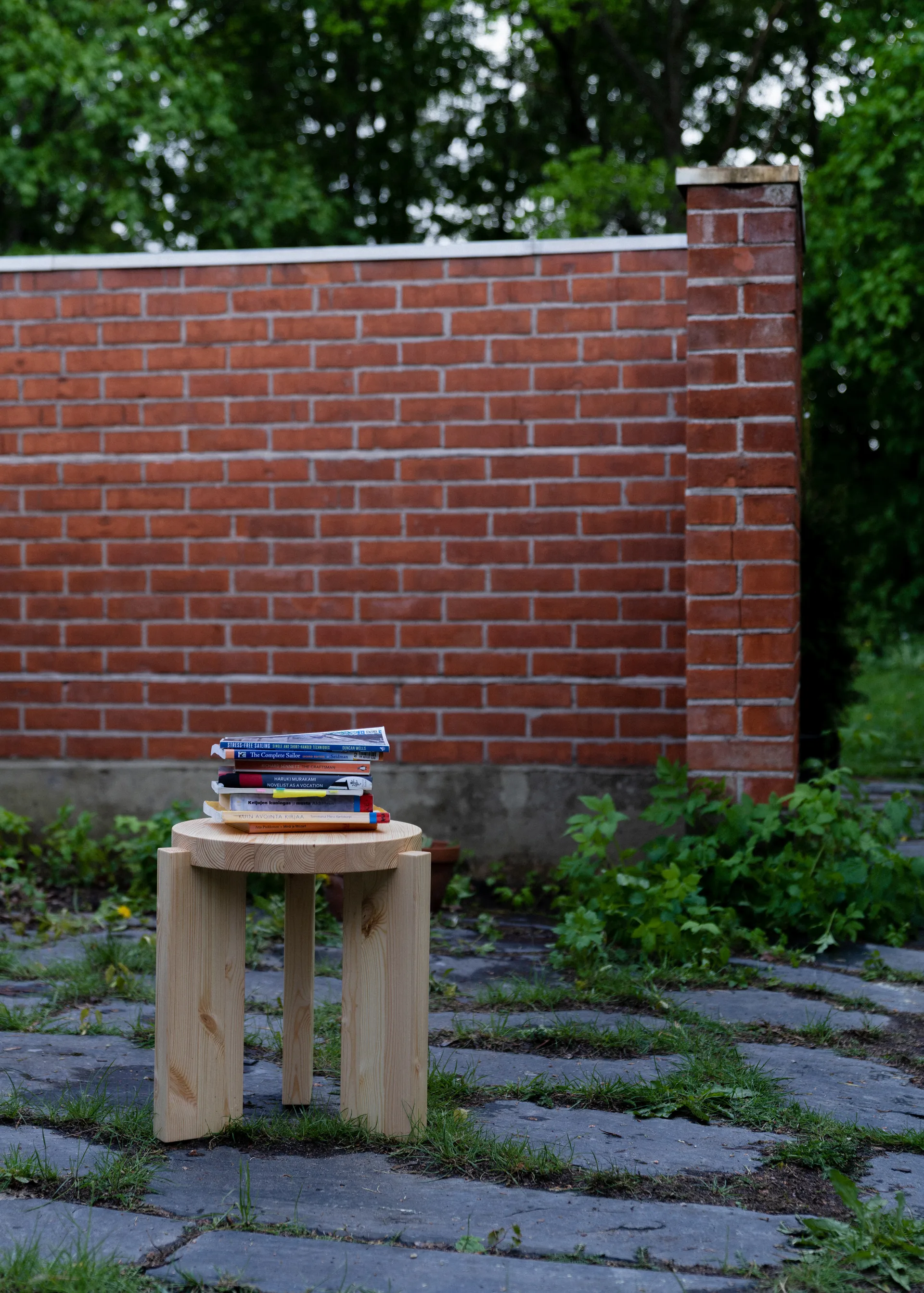 001 Stool stool, Matte oil-waxed pine, Ø40x44 cm Vaarnii