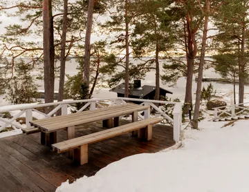 013 Osa Outdoor Bench bench - Thermally treated pine, 333x37x49 cm - Vaarnii