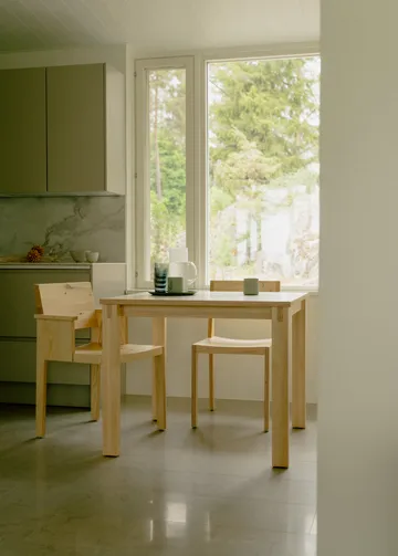 016 Maasto Table - Matte oil-waxed pine, 90x90x75 cm - Vaarnii