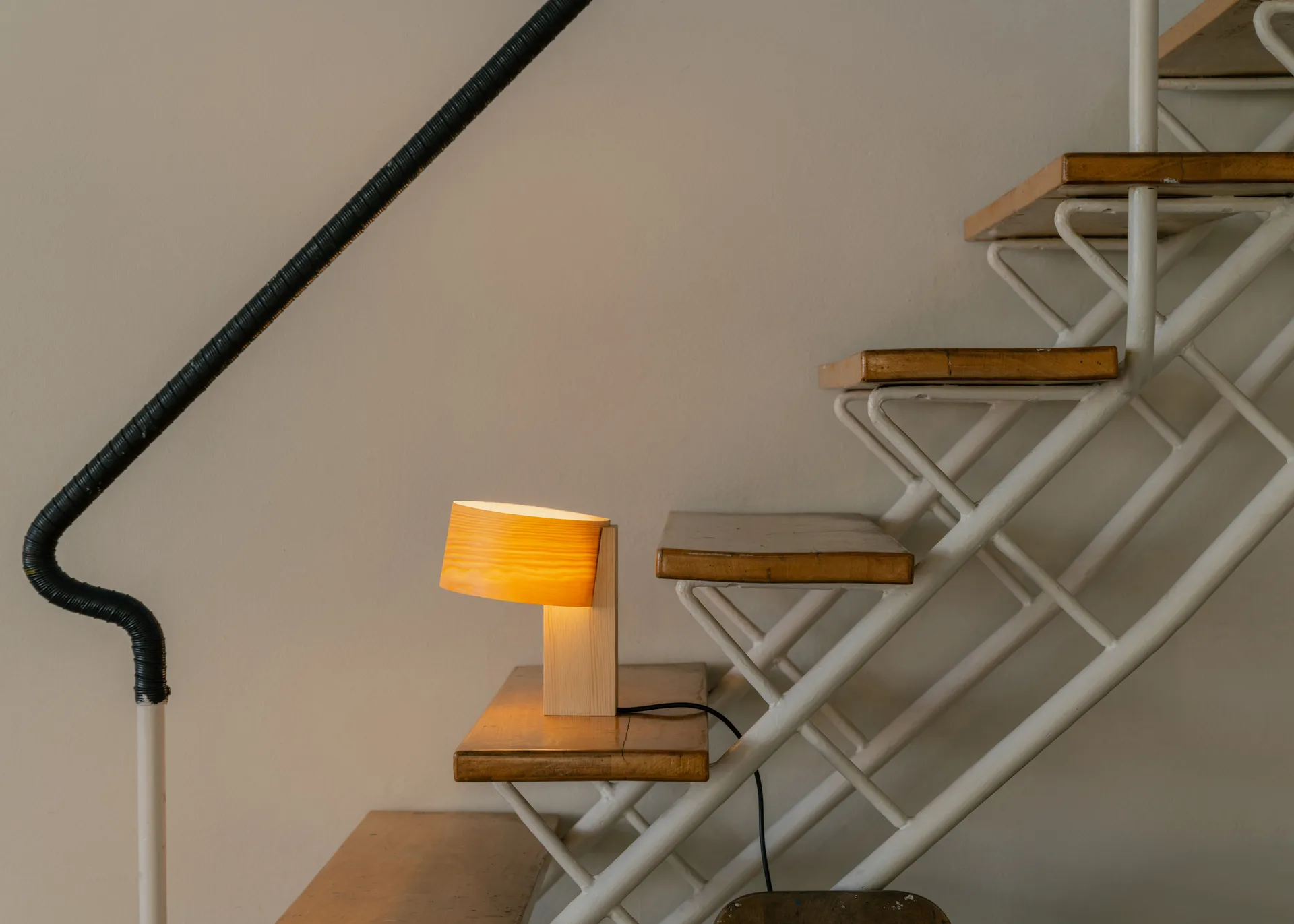 018 Hoop Table Lamp table lamp, Matte oil-waxed pine, 34 cm Vaarnii