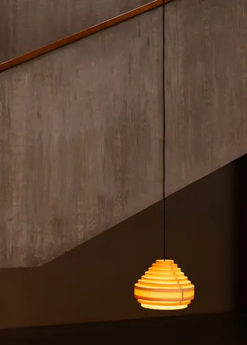 1001 Hans Pendant pendant - Matte oiled-wax pine, Ø38 cm - Vaarnii