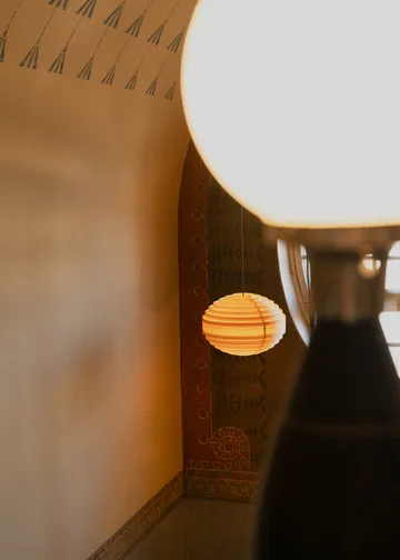 1002 Hans Pendant pendant - Matte oil-waxed pine, Ø46 cm - Vaarnii