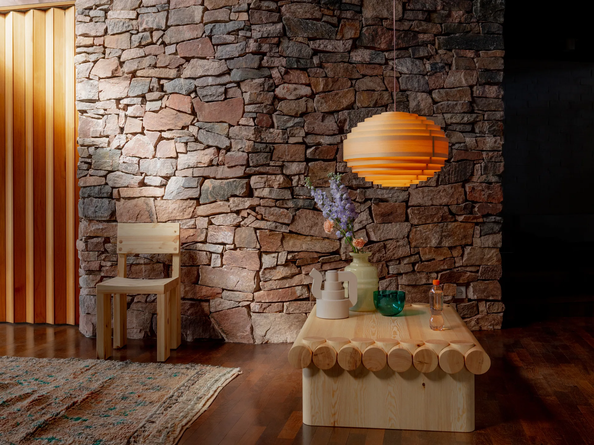 1002 Hans Pendant pendant, Matte oil-waxed pine, XL Ø70 cm Vaarnii