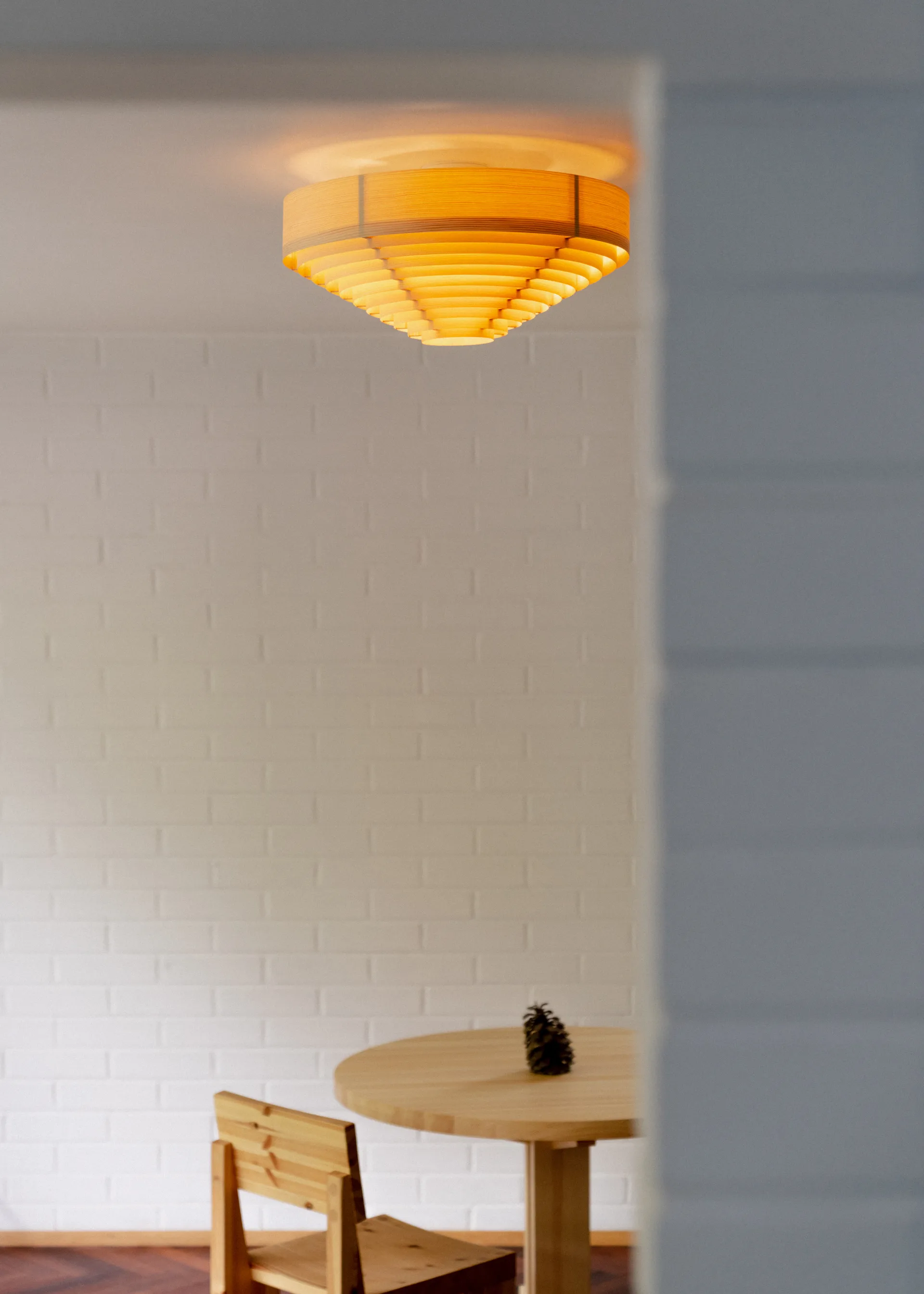 1005 Hans Ceiling Light plafond, Matte oil-waxed pine, Ø42 cm Vaarnii