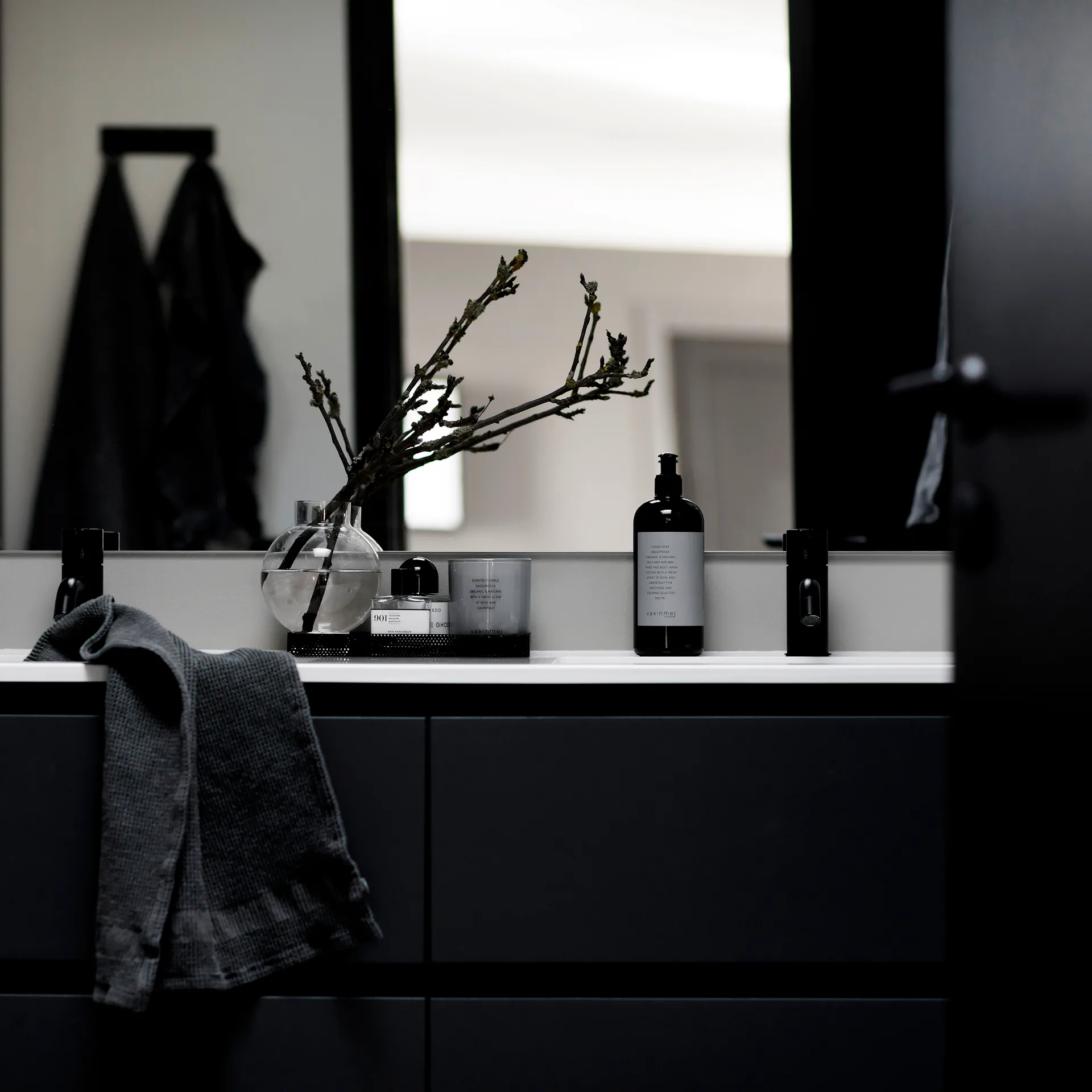 Vakinme liquid soap 500 ml, Dagmossaa Vakinme