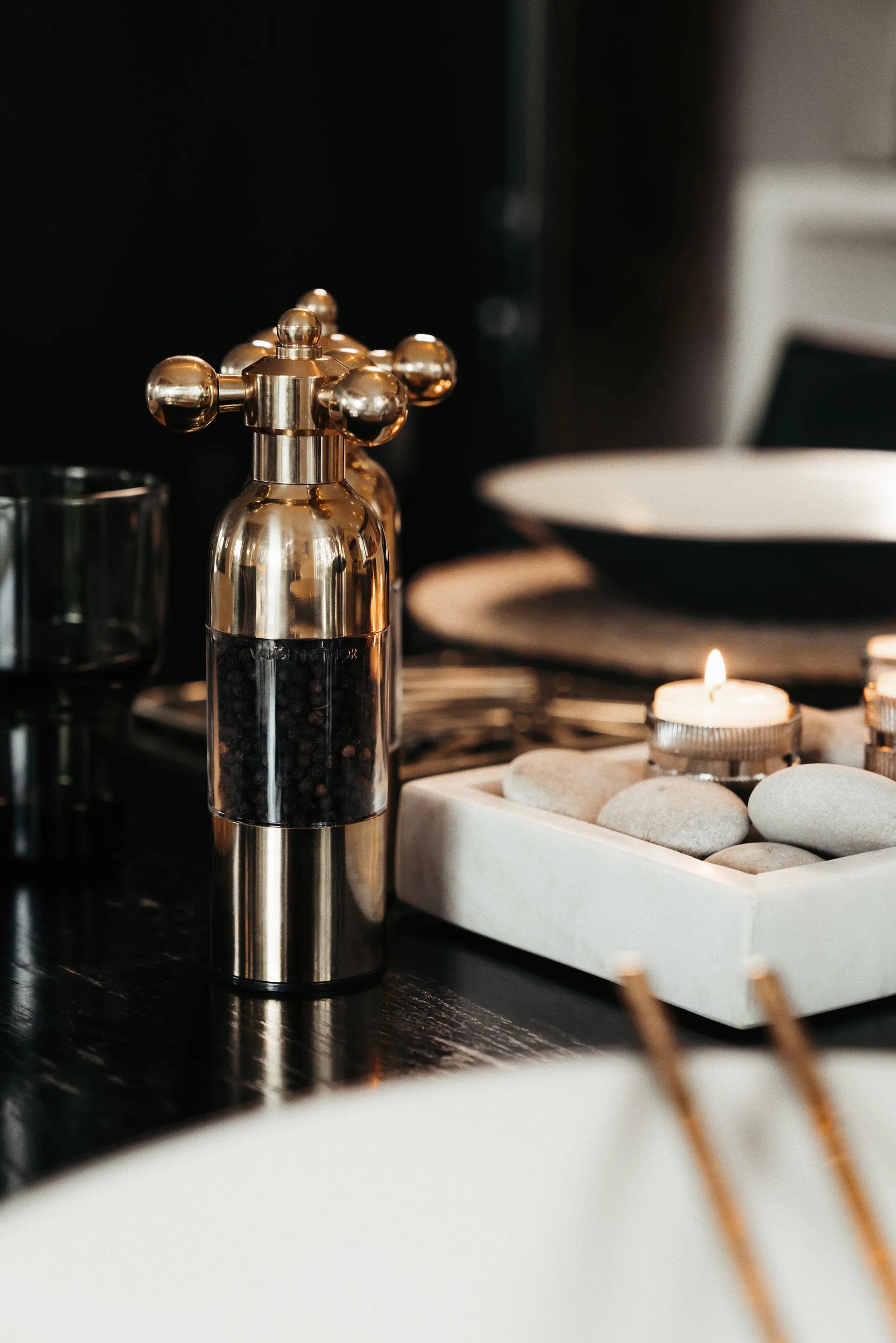 Axia salt- and pepper mill set, Cava Vargen & Thor