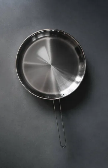Kroma Modell M1K frying pan - Polished steel, Ø28 cm - Vargen & Thor