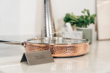 Mjölner hammered sauce pan in copper with lid - Modell Y2 - Vargen & Thor