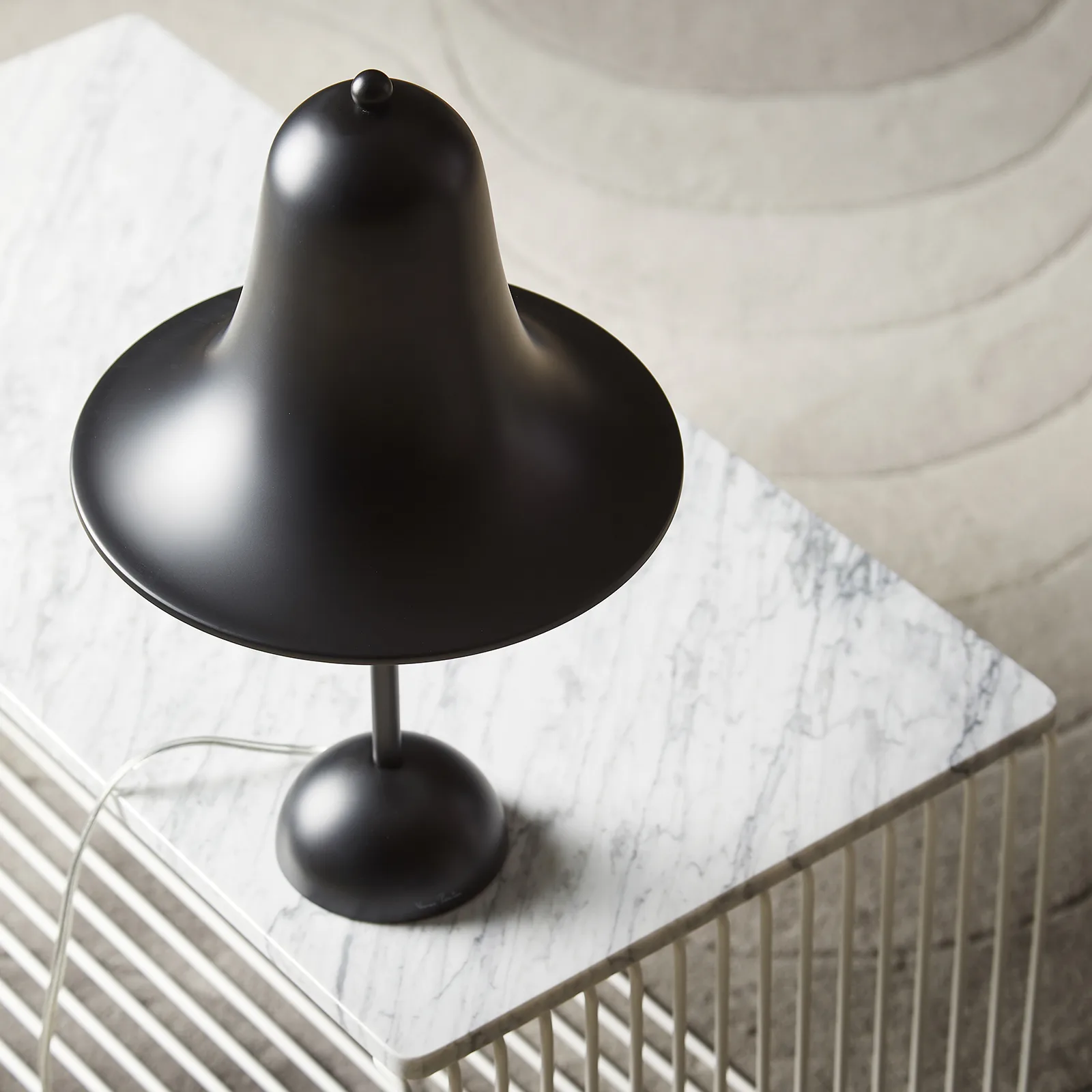 Pantop table lamp 23 cm, Matte black Verpan