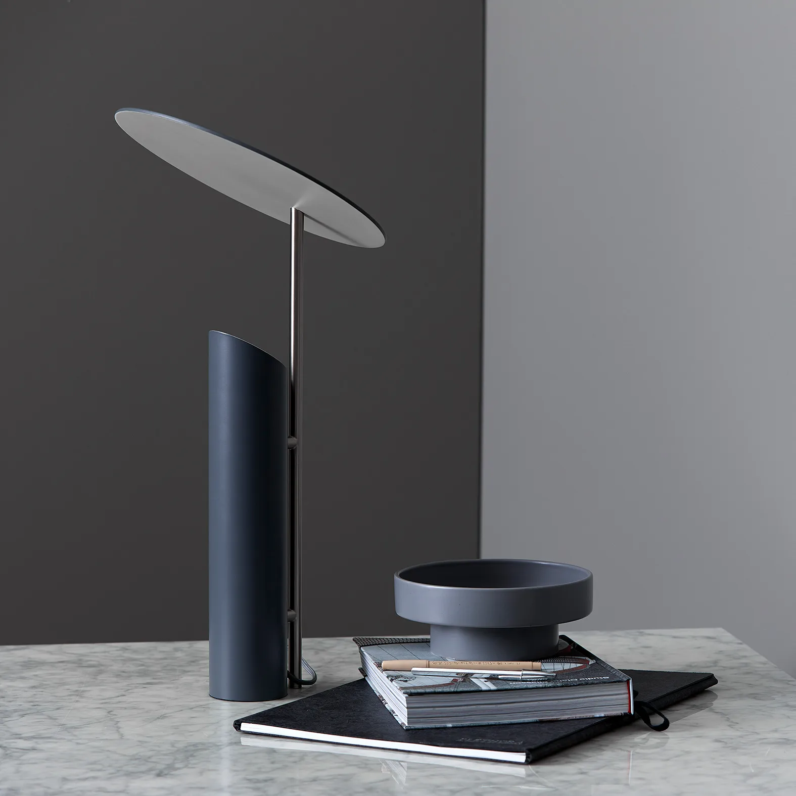 Reflect table lamp, Grey Verpan