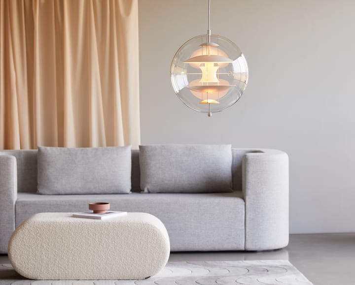 VP Globe Warm Peach ceiling lamp, Ø40 cm Verpan