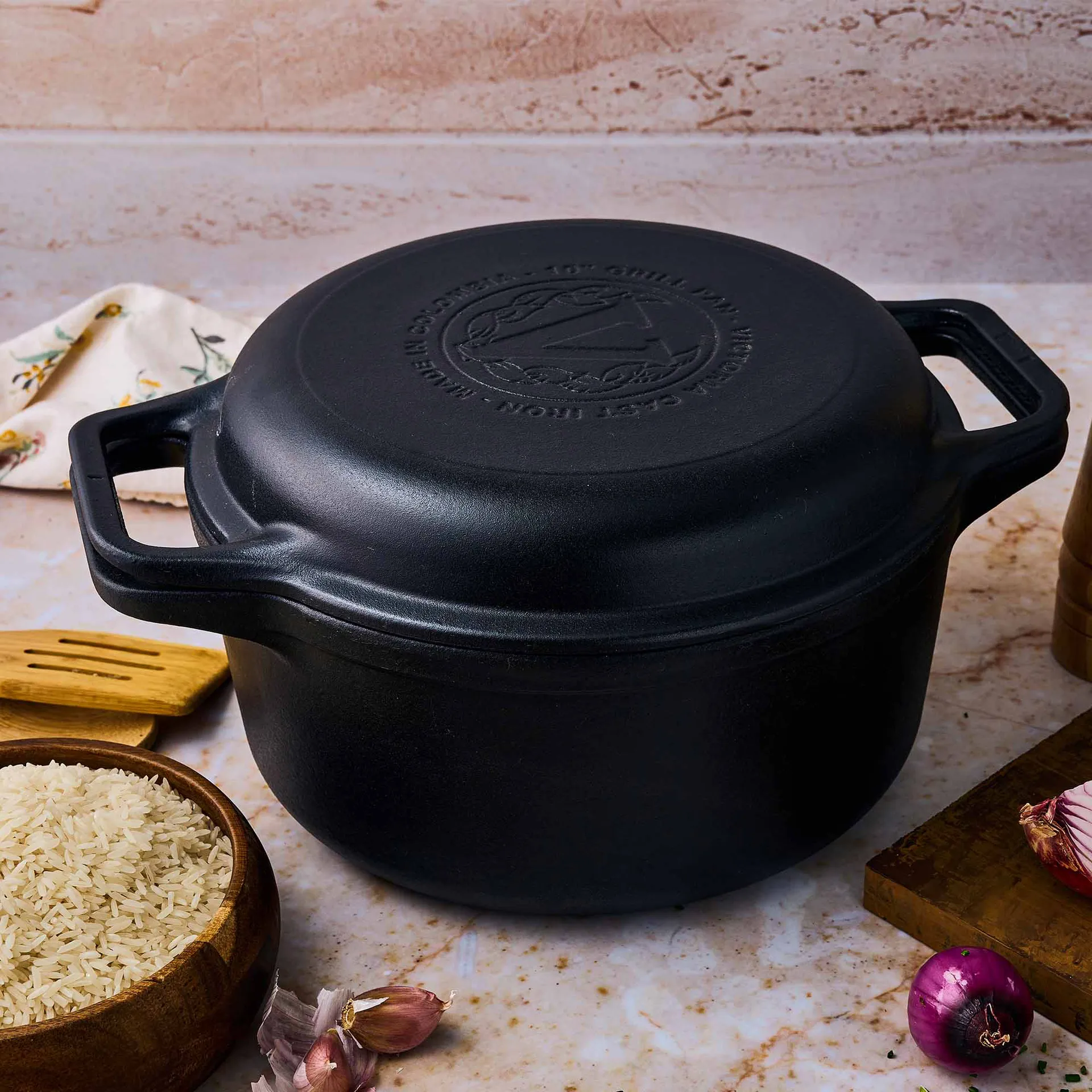 Cast iron Dutch oven and grill pan, pre-seasoned, 2-piece Victoria